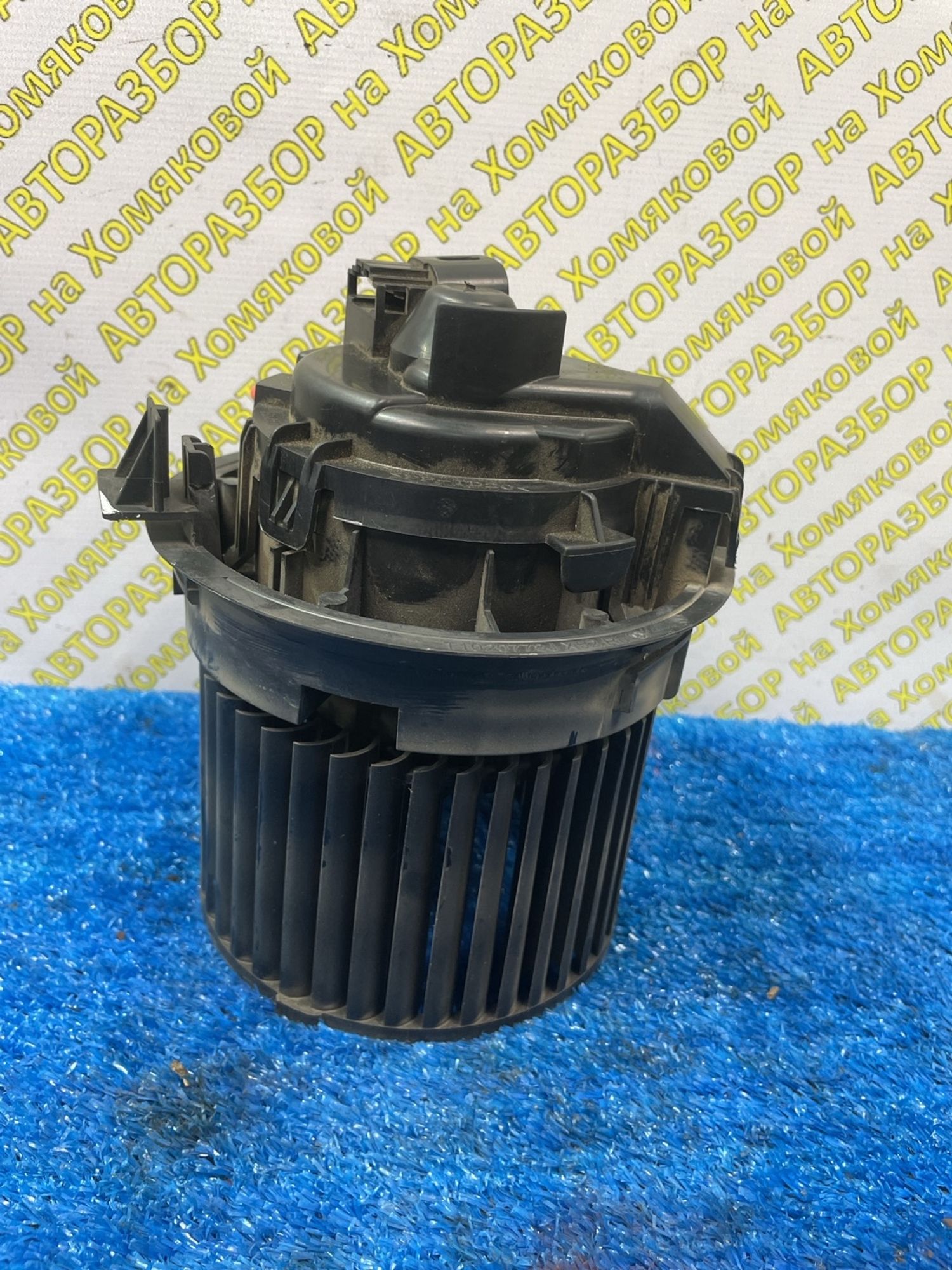 https://ycs.partsauto.market/partsauto-images/thmbs/userImages/f92b14355489e3b224da6399a17e0798/part/e7d1f3b6-512b-4110-abbf-03c01ebae43a_1778842108999.jpg