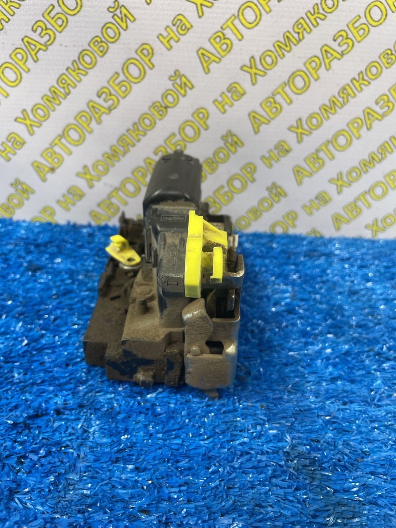 https://ycs.partsauto.market/partsauto-images/thmbs/userImages/f92b14355489e3b224da6399a17e0798/part/e82562b3-5520-41f7-bd48-17ac296aa17b_1774426234223.jpg