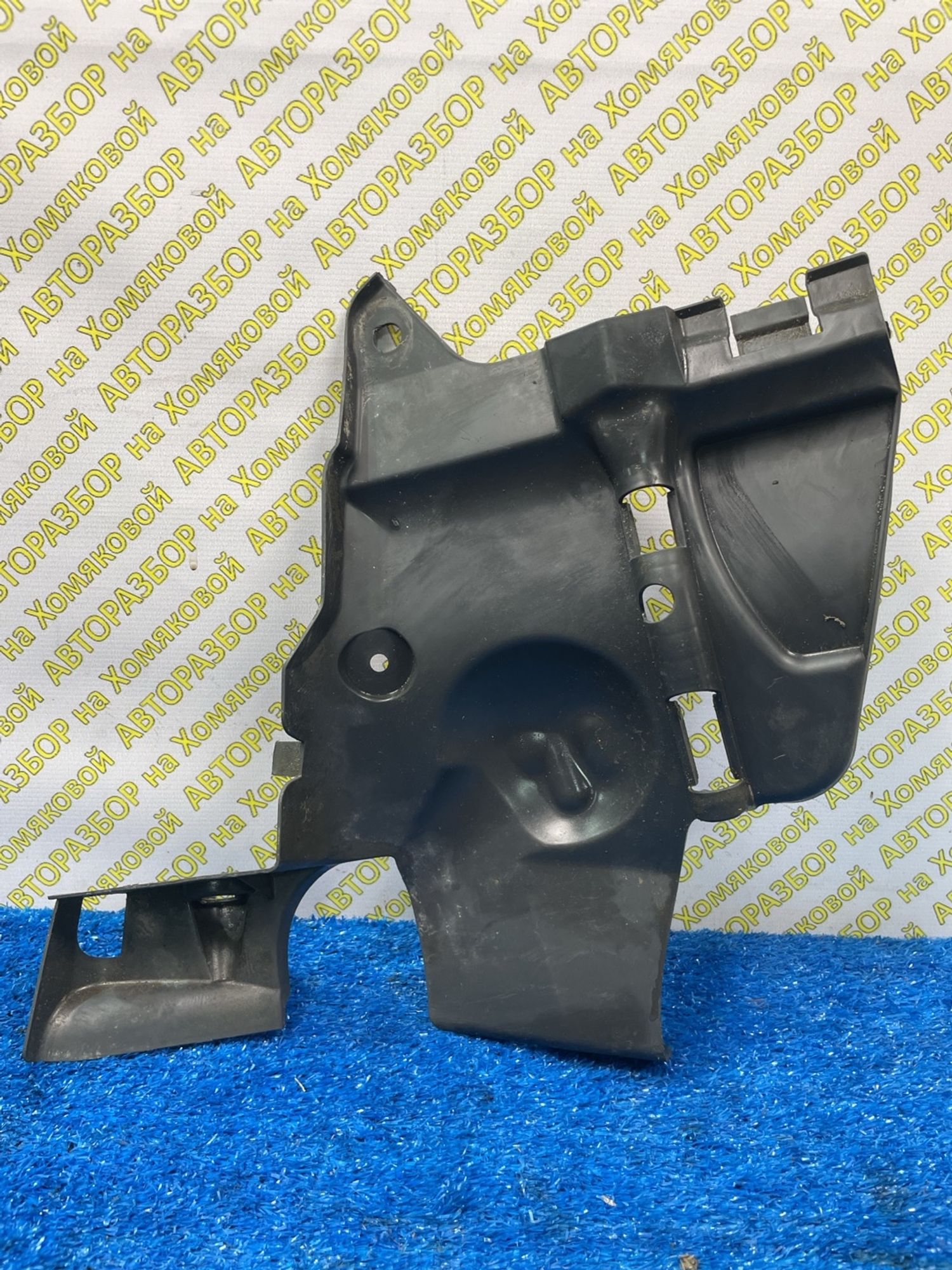 https://ycs.partsauto.market/partsauto-images/thmbs/userImages/f92b14355489e3b224da6399a17e0798/part/e95c825e-d43b-4be3-841c-b792e161f731_1774870231654.jpg