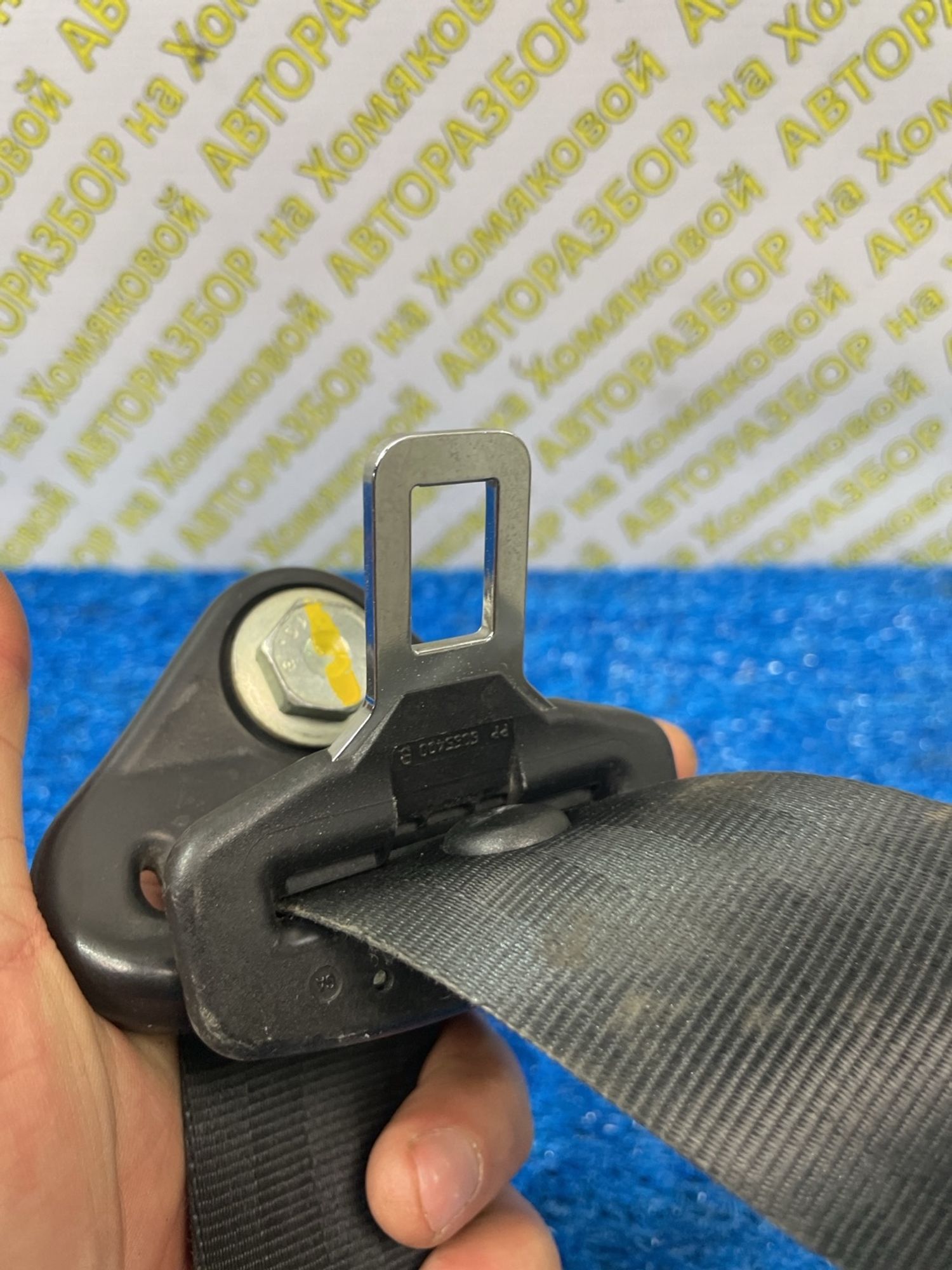 https://ycs.partsauto.market/partsauto-images/thmbs/userImages/f92b14355489e3b224da6399a17e0798/part/ecffb797-96bb-4225-8be4-20af813bd34e_1774446456700.jpg