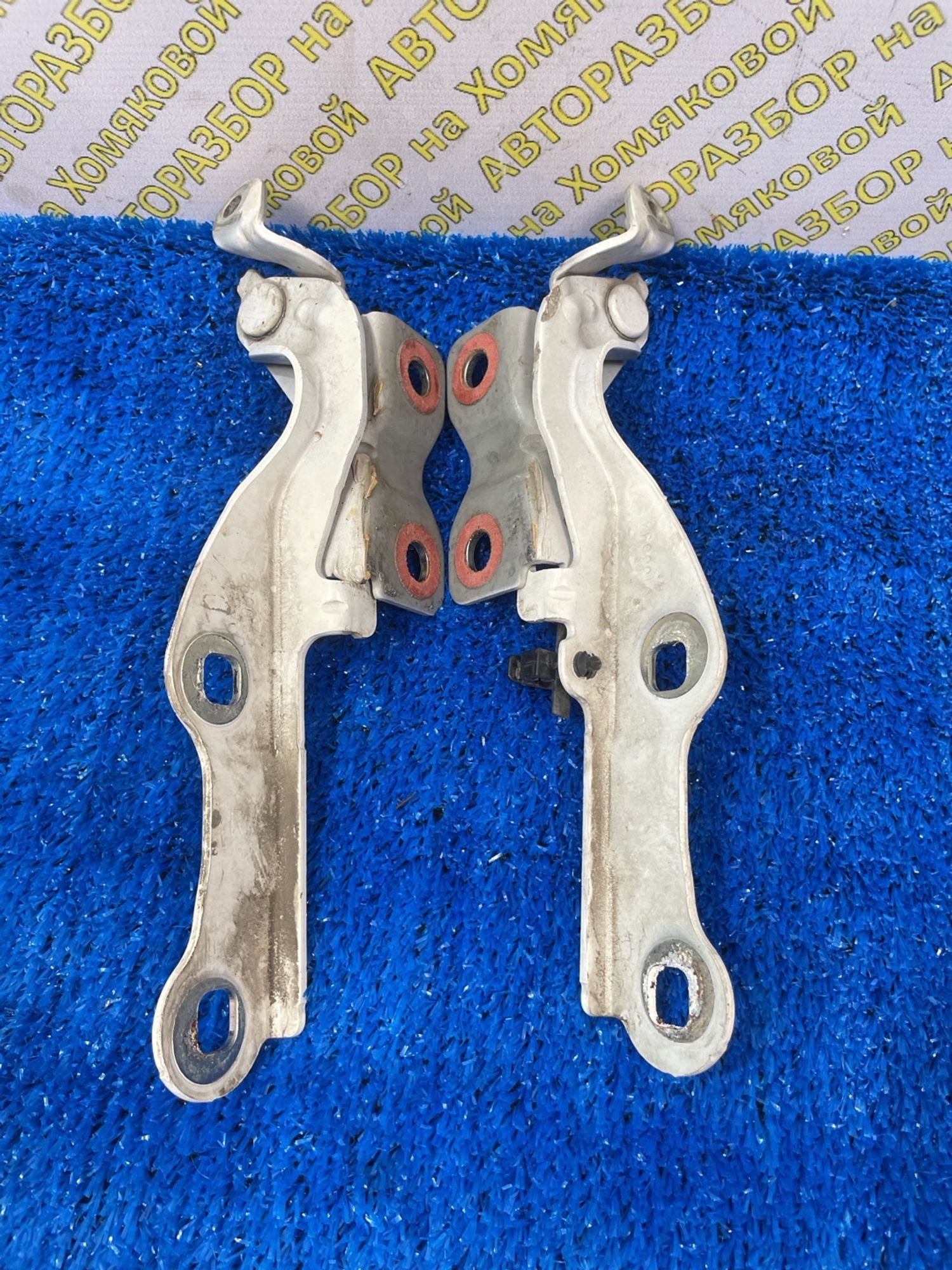 https://ycs.partsauto.market/partsauto-images/thmbs/userImages/f92b14355489e3b224da6399a17e0798/part/ee59f25d-c585-40e6-8d52-582c0f59d2b1_1788521955989.jpg