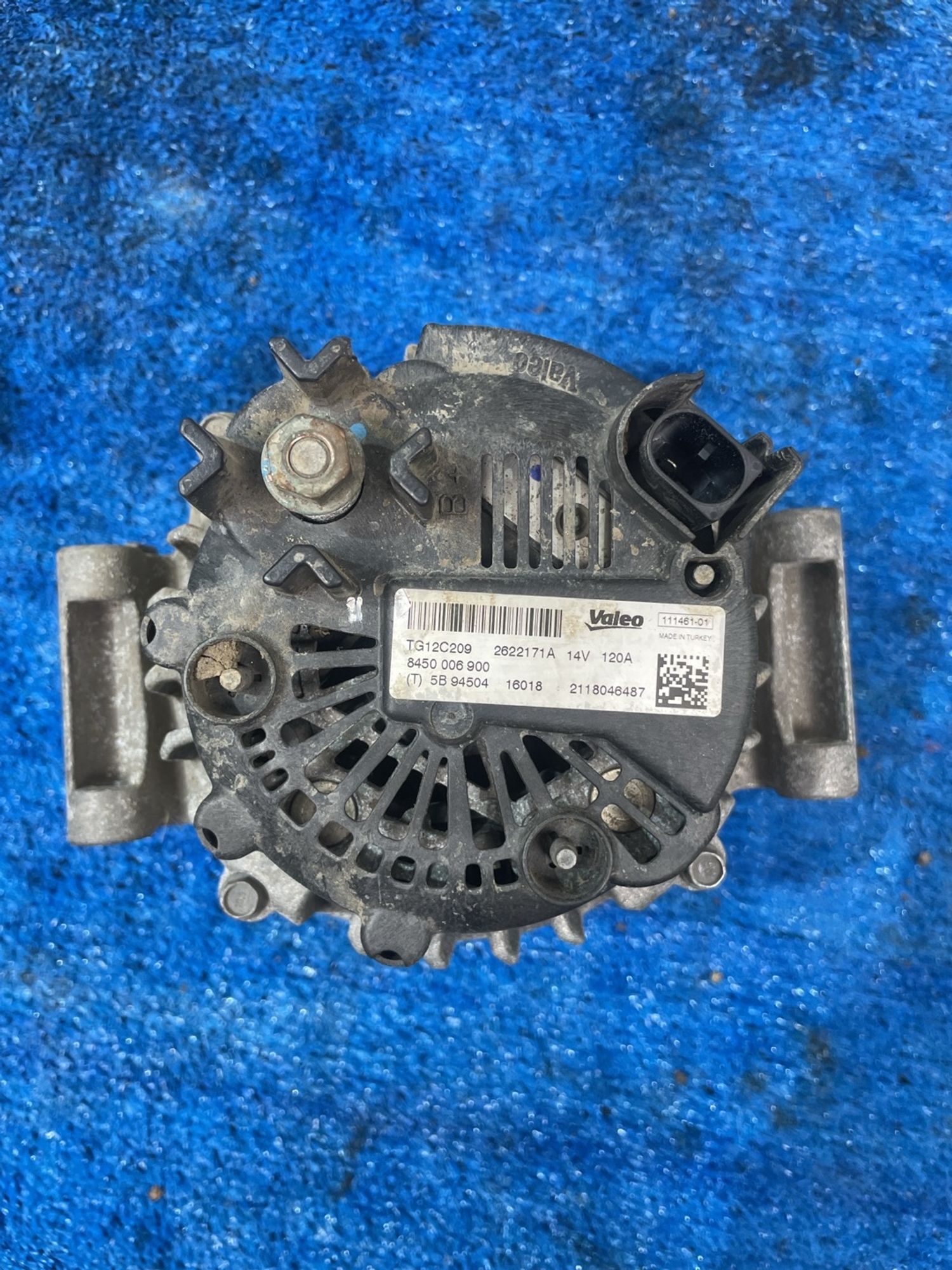 https://ycs.partsauto.market/partsauto-images/thmbs/userImages/f92b14355489e3b224da6399a17e0798/part/efc924c4-1e84-46b6-a8d2-5b7f42a2e81e_1778498591018.jpg
