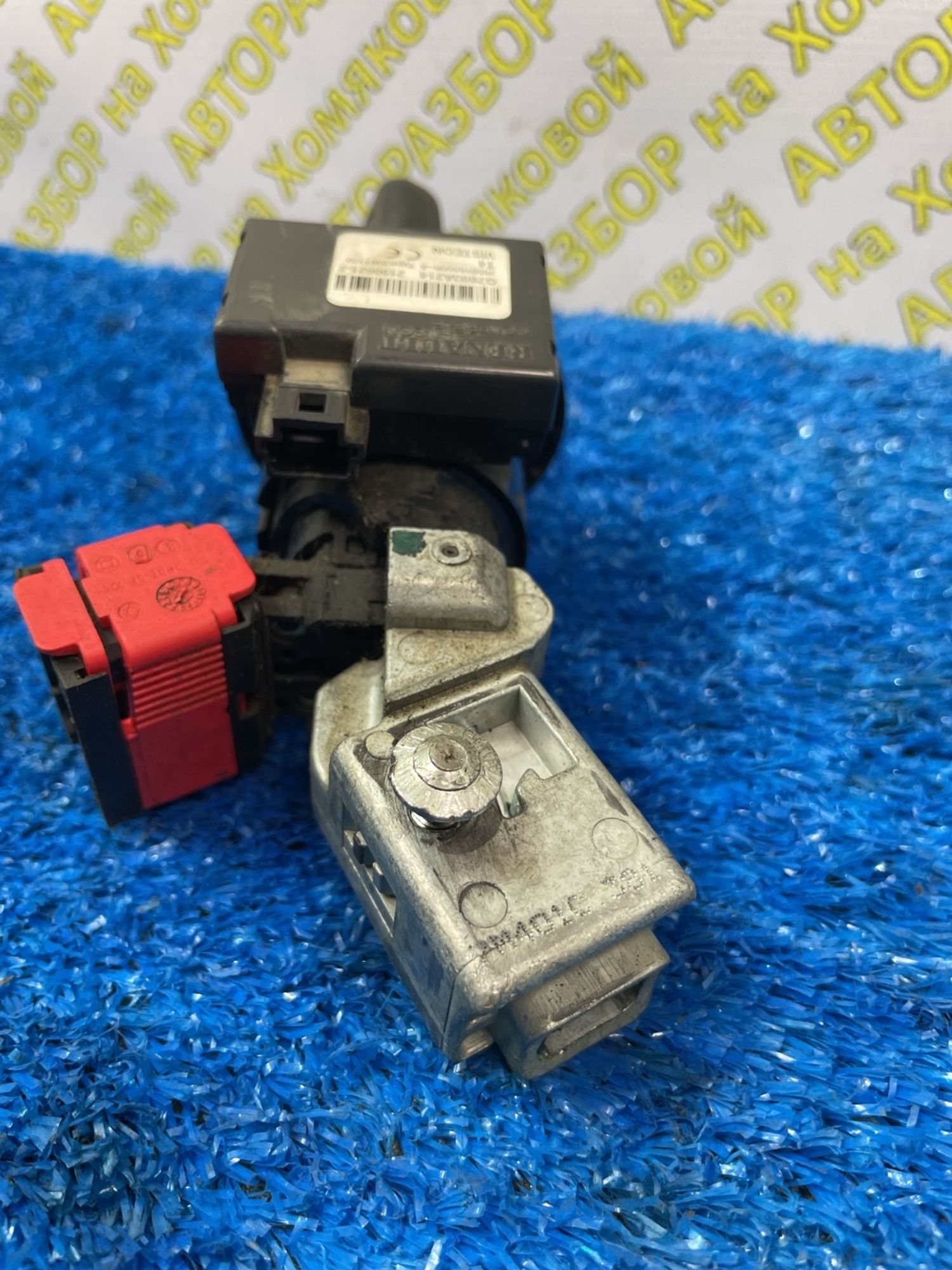 https://ycs.partsauto.market/partsauto-images/thmbs/userImages/f92b14355489e3b224da6399a17e0798/part/fd7e4083-8c69-43bf-a9f5-ca61453bed29_1775123031298.jpg