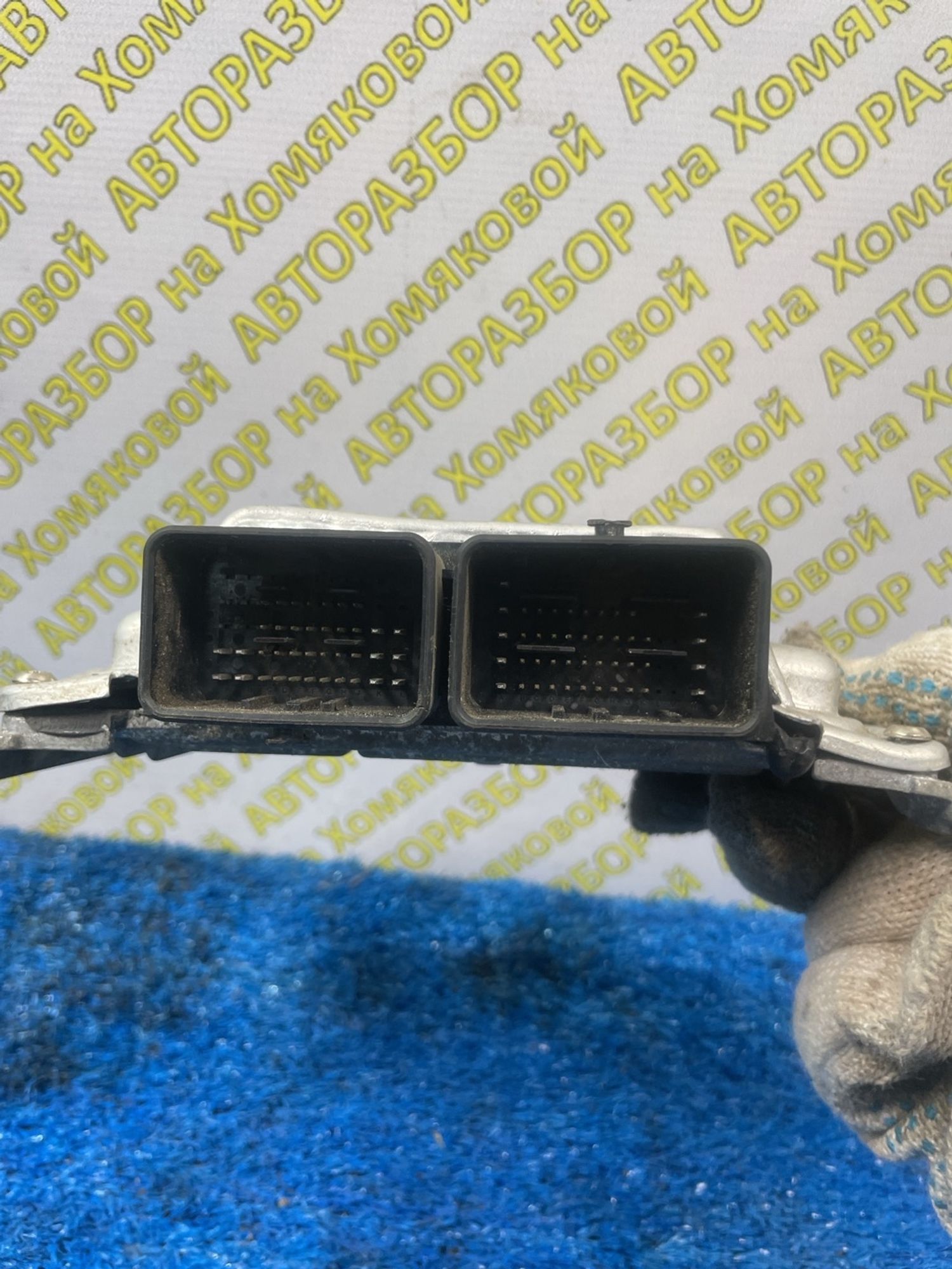 https://ycs.partsauto.market/partsauto-images/thmbs/userImages/f92b14355489e3b224da6399a17e0798/part/feb0b4f2-0420-4060-a153-a135180ab0b1_1778502355876.jpg