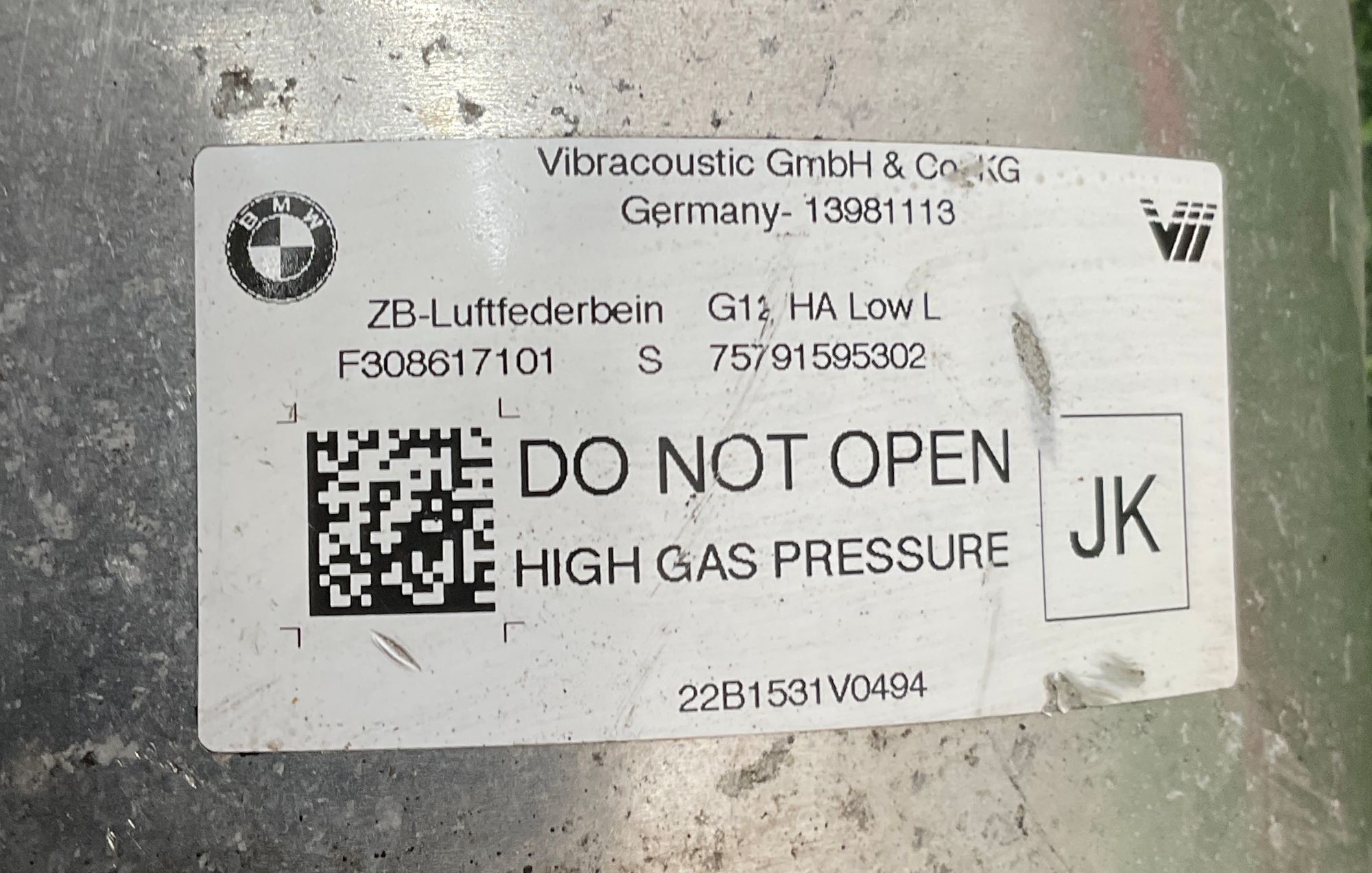 https://ycs.partsauto.market/partsauto-images/thmbs/userImages/h353NjtZg3VDP19b5HMt7LlpbQ93/part/00307b0b-0bb6-4b81-9a4c-77f368675155_1739805285905.jpg