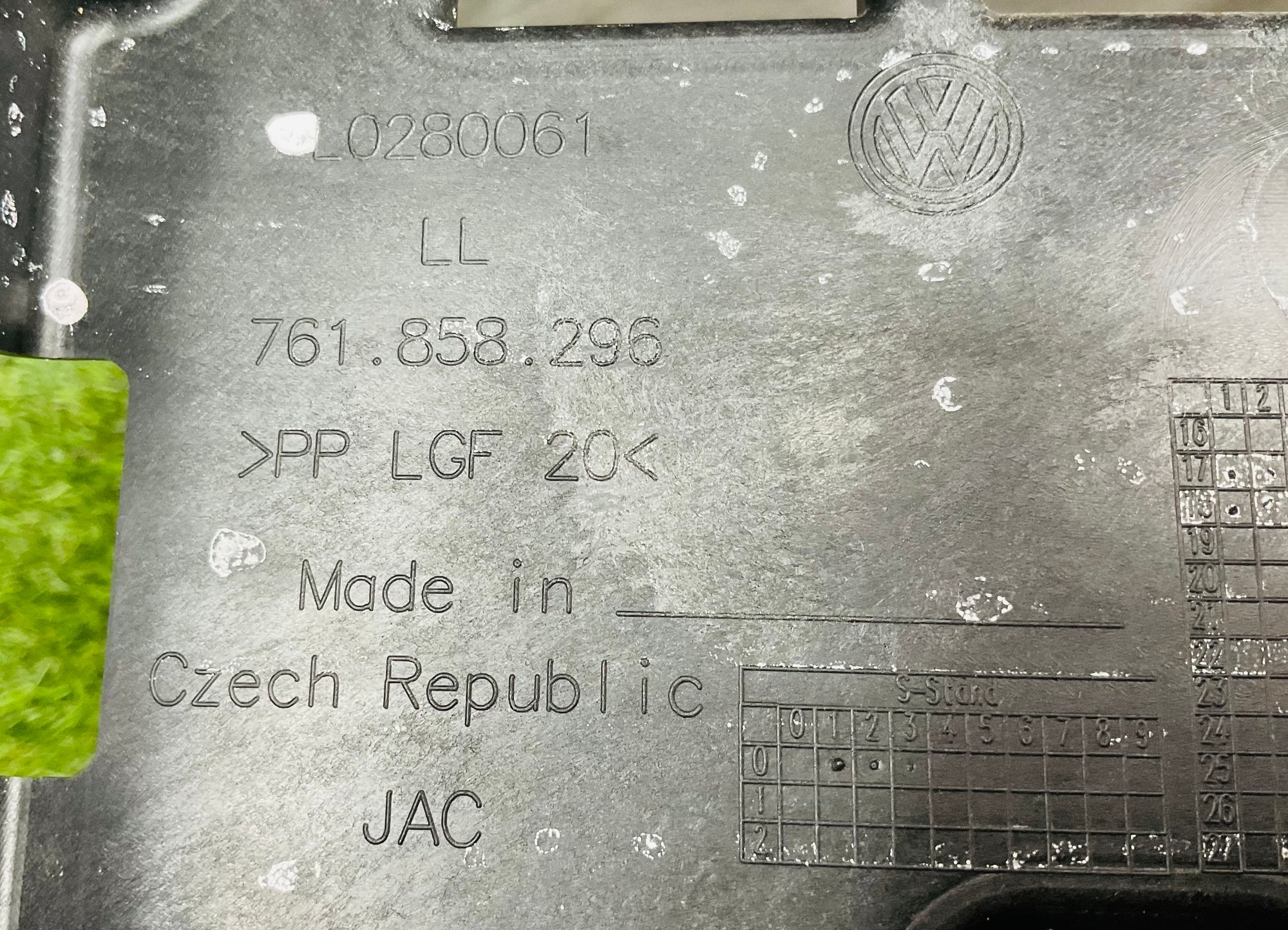 https://ycs.partsauto.market/partsauto-images/thmbs/userImages/h353NjtZg3VDP19b5HMt7LlpbQ93/part/004cc4b3-5445-4dd1-985d-4475bb48ea84_1787143255093.jpg