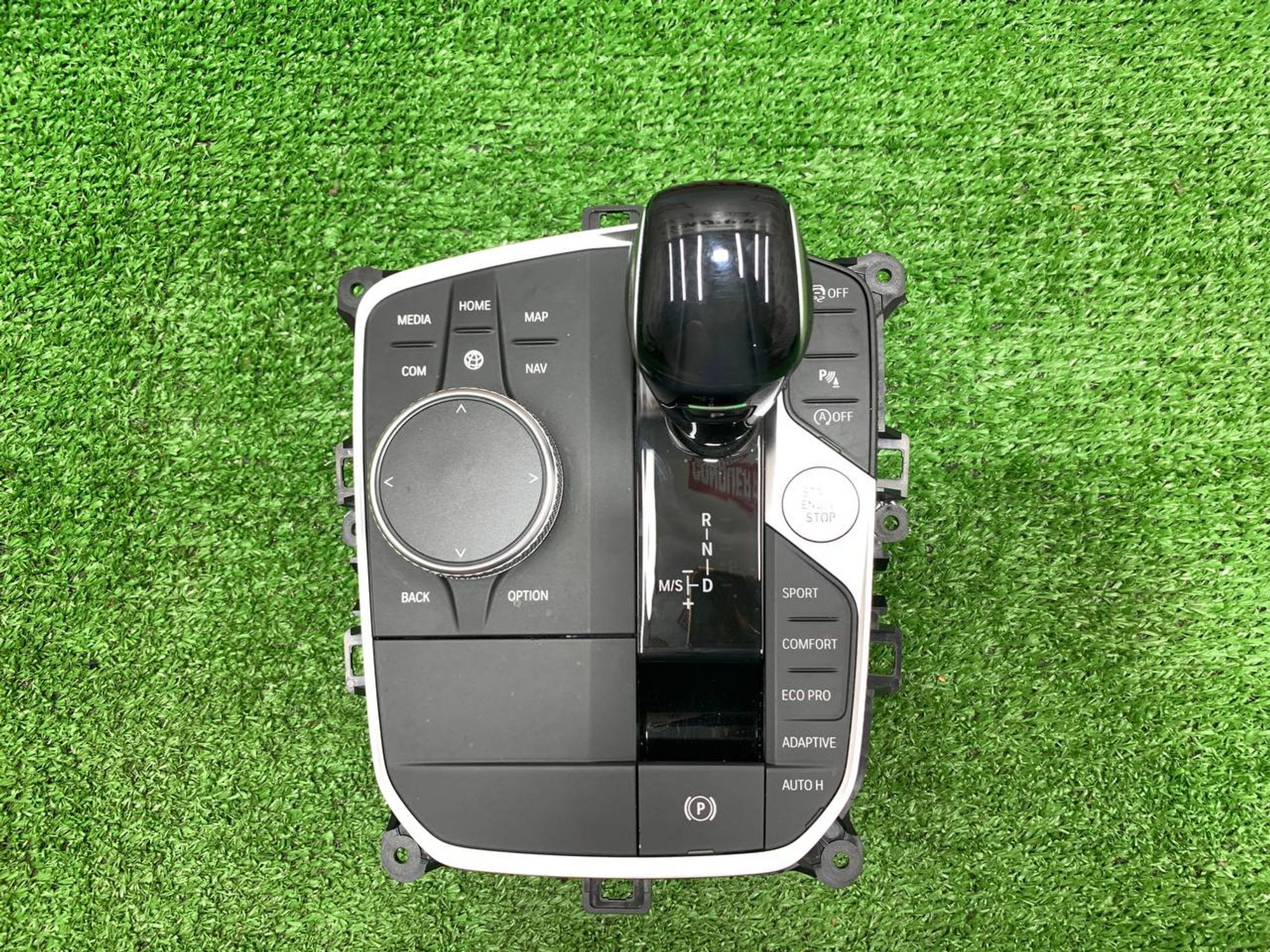 https://ycs.partsauto.market/partsauto-images/thmbs/userImages/h353NjtZg3VDP19b5HMt7LlpbQ93/part/0062dd3f-29c5-41a9-9e25-ea086ecdf9f6_1719661770695.jpg