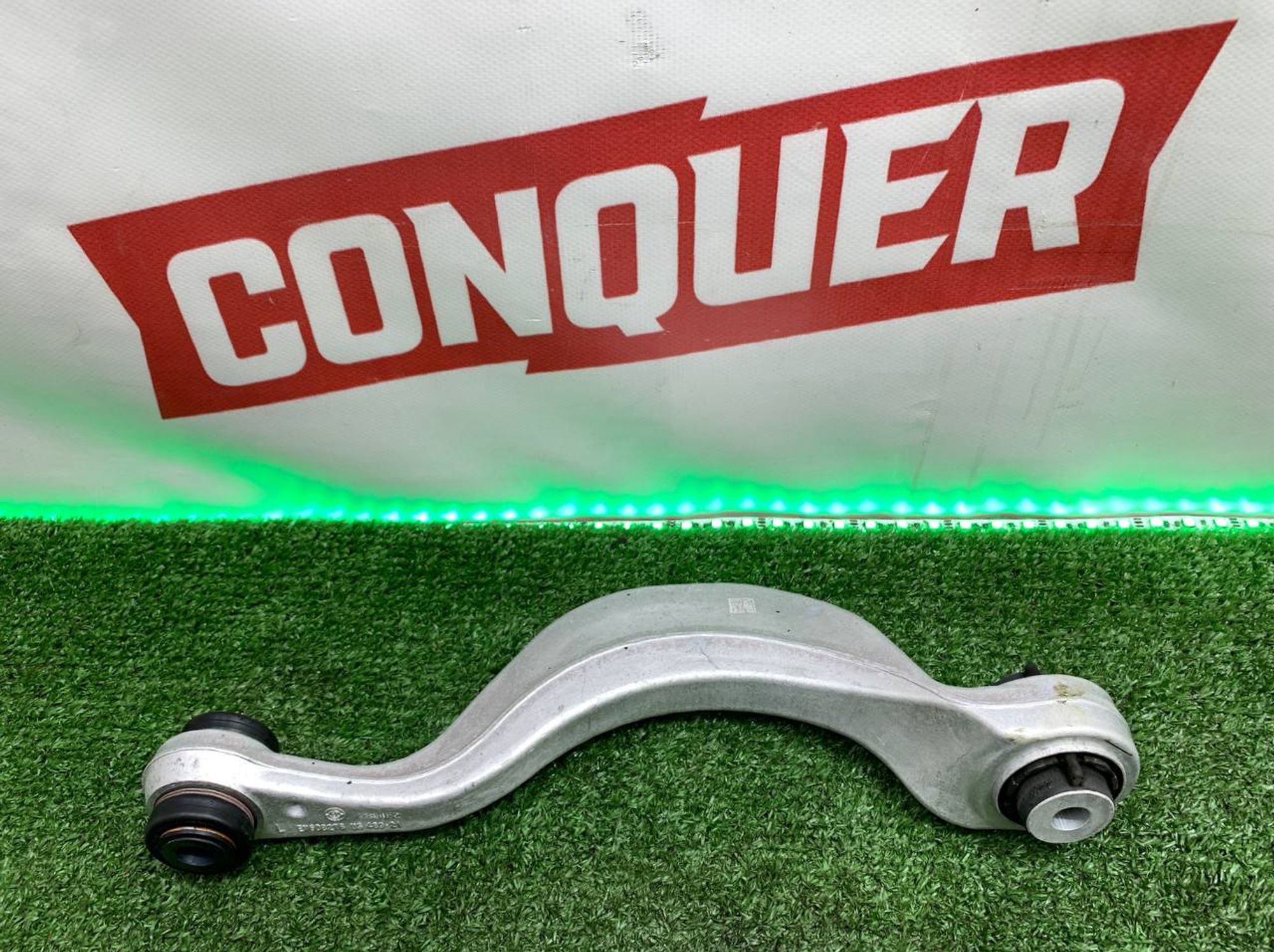 https://ycs.partsauto.market/partsauto-images/thmbs/userImages/h353NjtZg3VDP19b5HMt7LlpbQ93/part/013276a4-599a-4454-ad94-f8036521a484_1726145369390.jpg