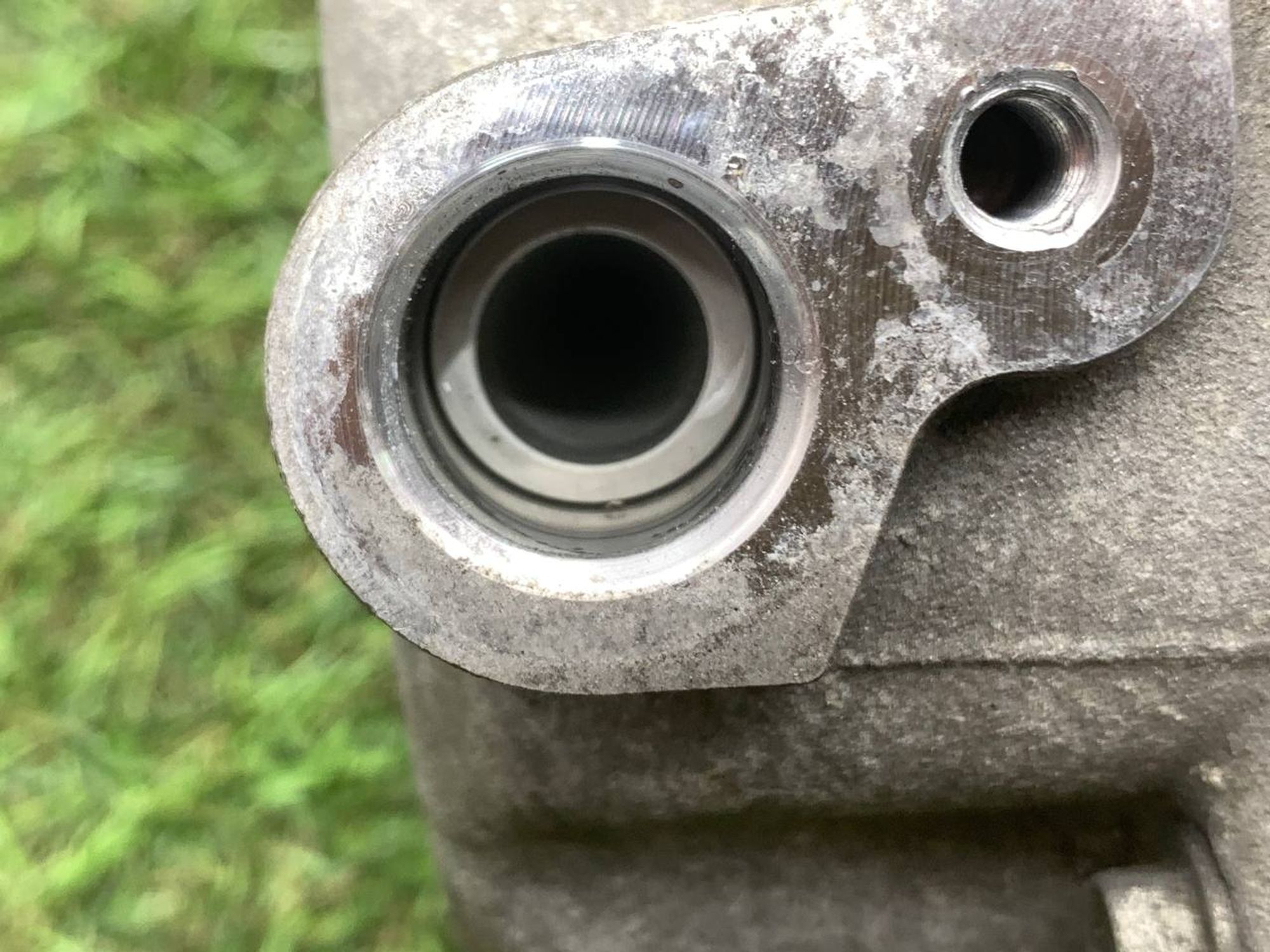 https://ycs.partsauto.market/partsauto-images/thmbs/userImages/h353NjtZg3VDP19b5HMt7LlpbQ93/part/01b818c7-9d6f-4954-9625-90de316e6ac7_1713517382473.jpg
