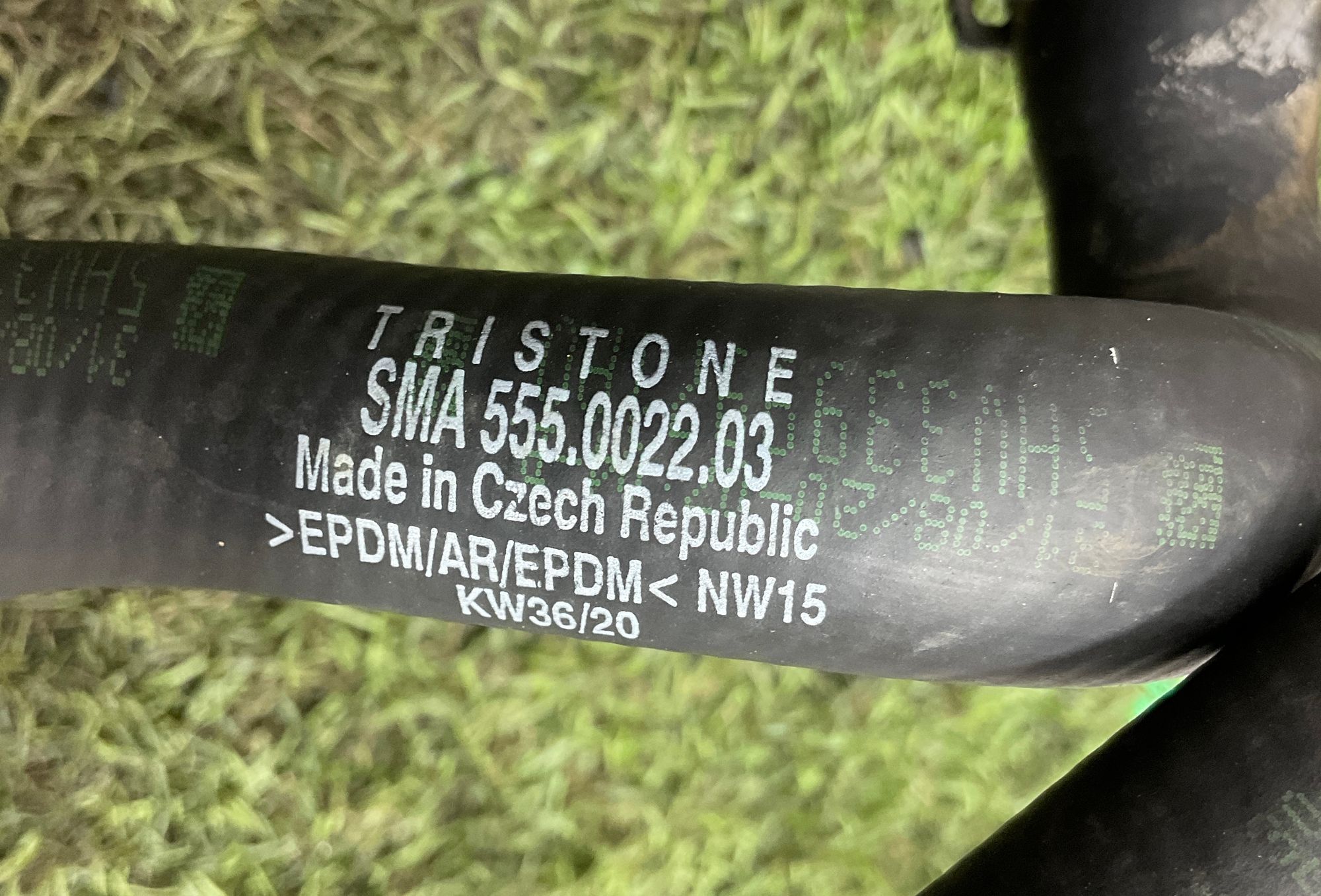 Патрубок отопителя Bentley Continental GT, III, 20000 рублей, Москва