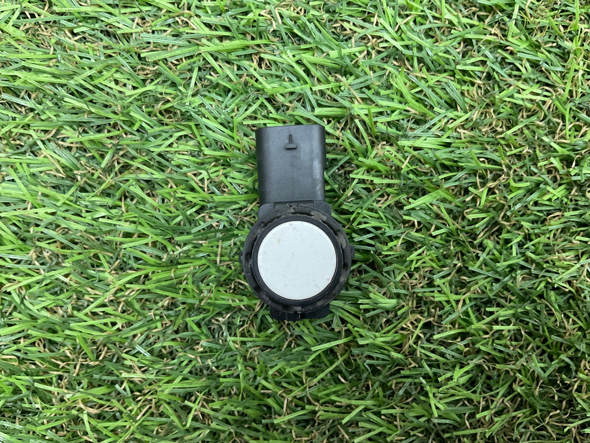 https://ycs.partsauto.market/partsauto-images/thmbs/userImages/h353NjtZg3VDP19b5HMt7LlpbQ93/part/01c7f900-d114-4070-8bab-43fb386706c7_1749136225561.jpg