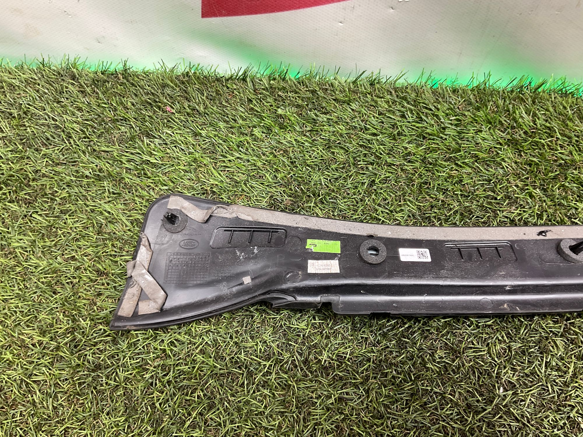 Накладка стойки кузова средняя правая Land Rover Defender L663 II 2022, 11500 рублей, Москва