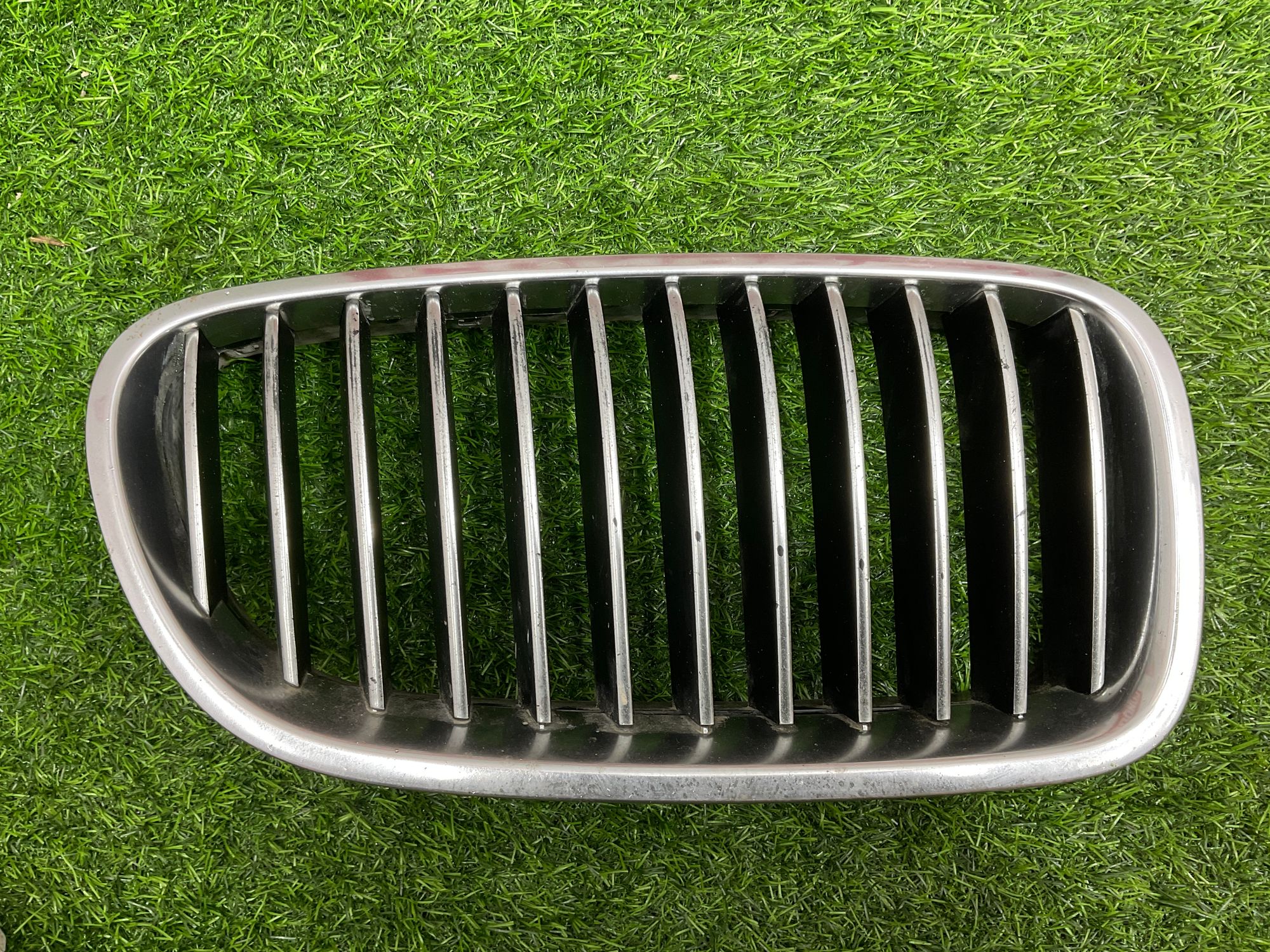 Решетка радиатора правая BMW 5' F10 / 5' F11, 2500 рублей, Москва