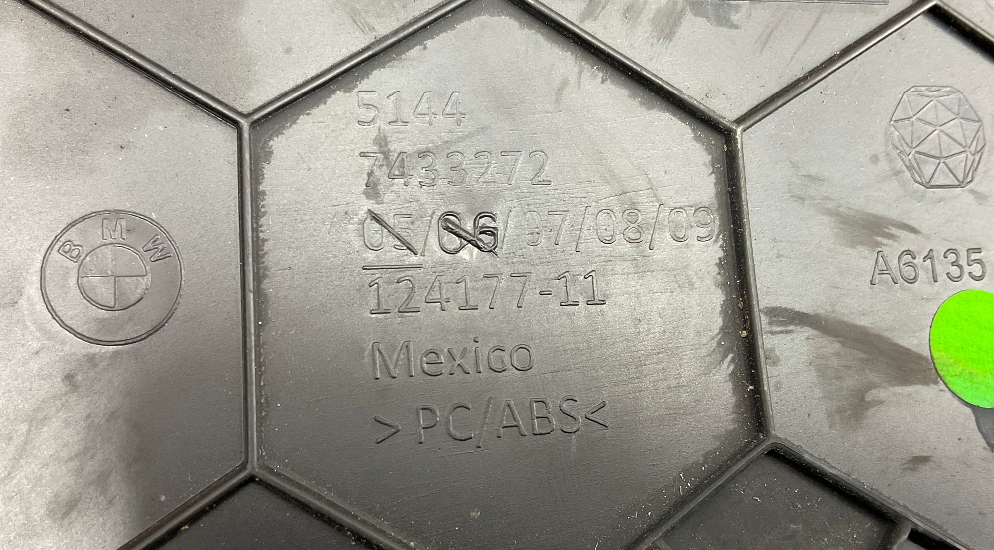 https://ycs.partsauto.market/partsauto-images/thmbs/userImages/h353NjtZg3VDP19b5HMt7LlpbQ93/part/0269af9b-9839-455f-88d3-54aa063d96ee_1748445226571.jpg
