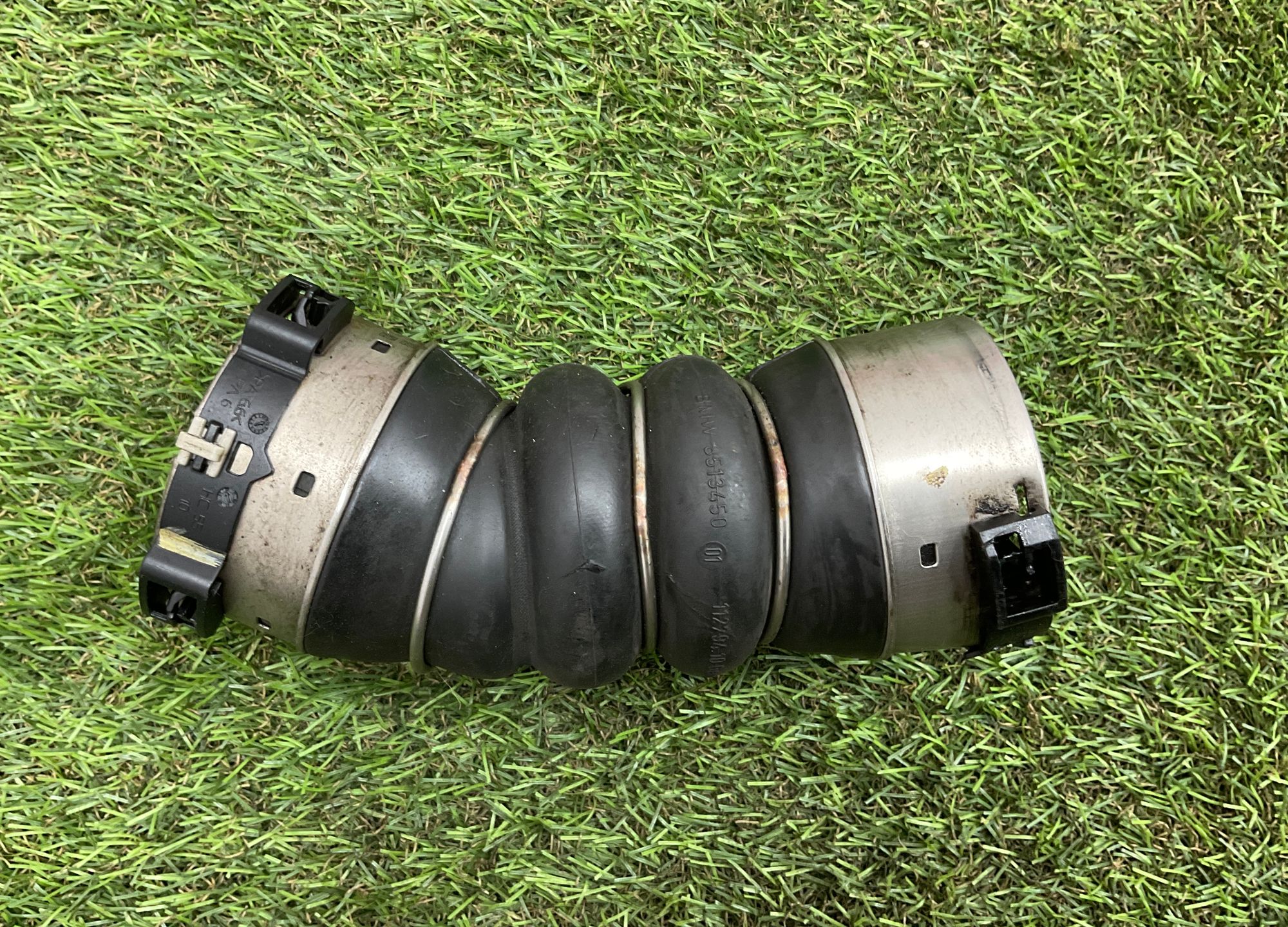 Патрубок интеркулера BMW 3 серия, F30/F31 рестайлинг, 9000 рублей, Москва