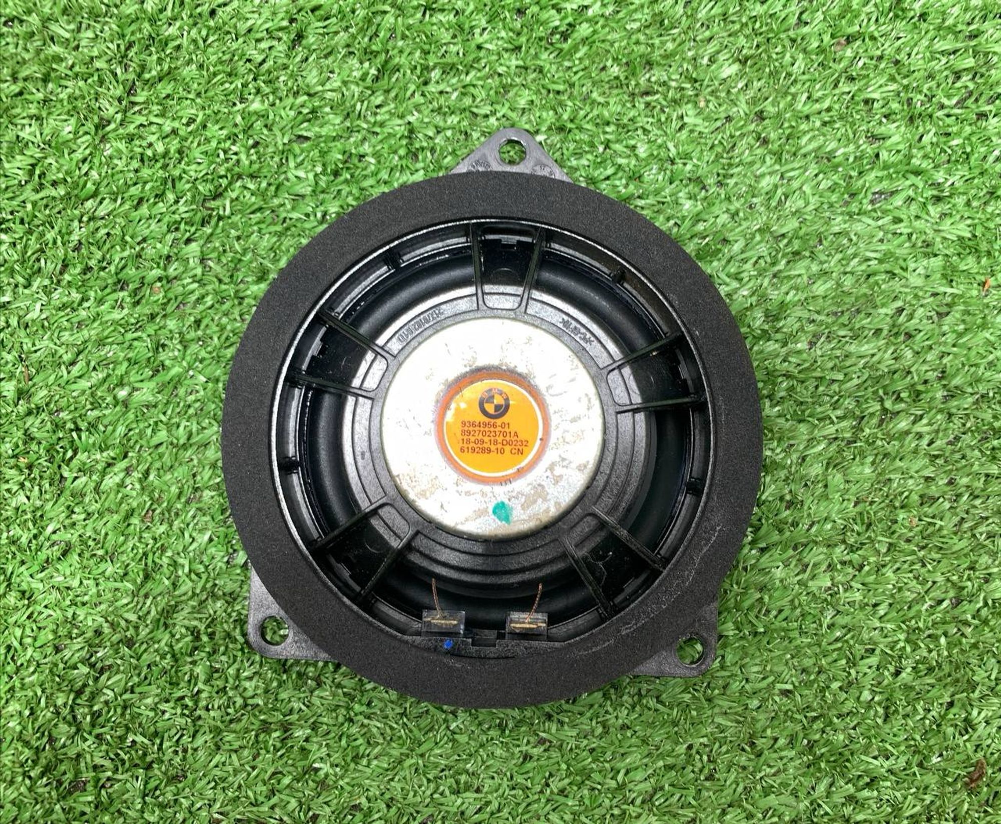 https://ycs.partsauto.market/partsauto-images/thmbs/userImages/h353NjtZg3VDP19b5HMt7LlpbQ93/part/02ebd73f-fef3-46d8-809a-de6df6605d6d_1719579293681.jpg