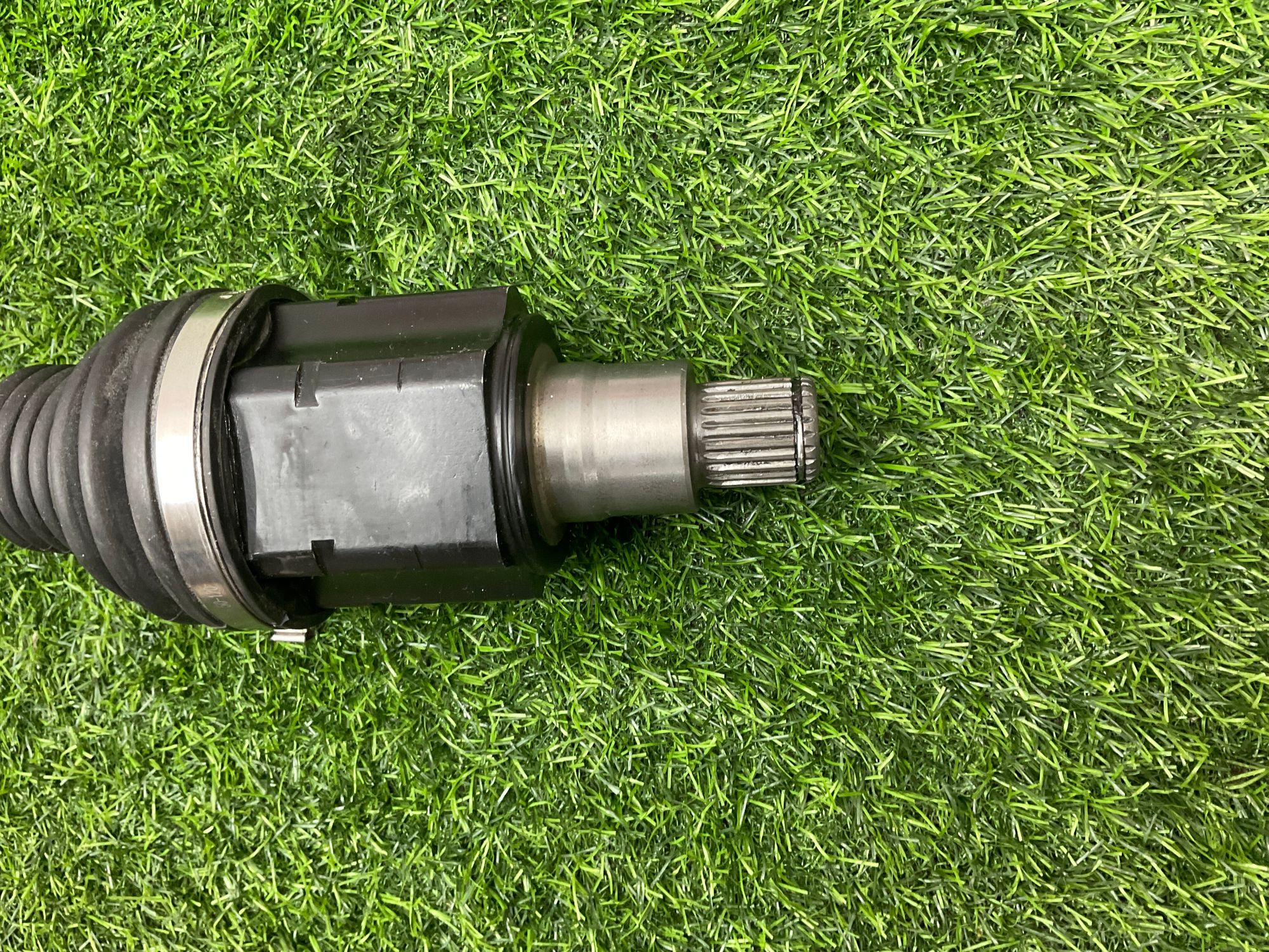 https://ycs.partsauto.market/partsauto-images/thmbs/userImages/h353NjtZg3VDP19b5HMt7LlpbQ93/part/030336d4-2590-4b5f-ab83-fbe4f0568f3a_1734016259904.jpg