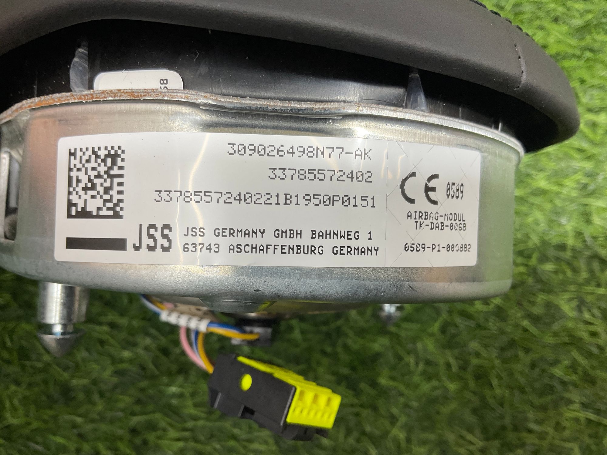 https://ycs.partsauto.market/partsauto-images/thmbs/userImages/h353NjtZg3VDP19b5HMt7LlpbQ93/part/03070e6c-ab3d-4880-9614-d54dc1b84d38_1734338838109.jpg