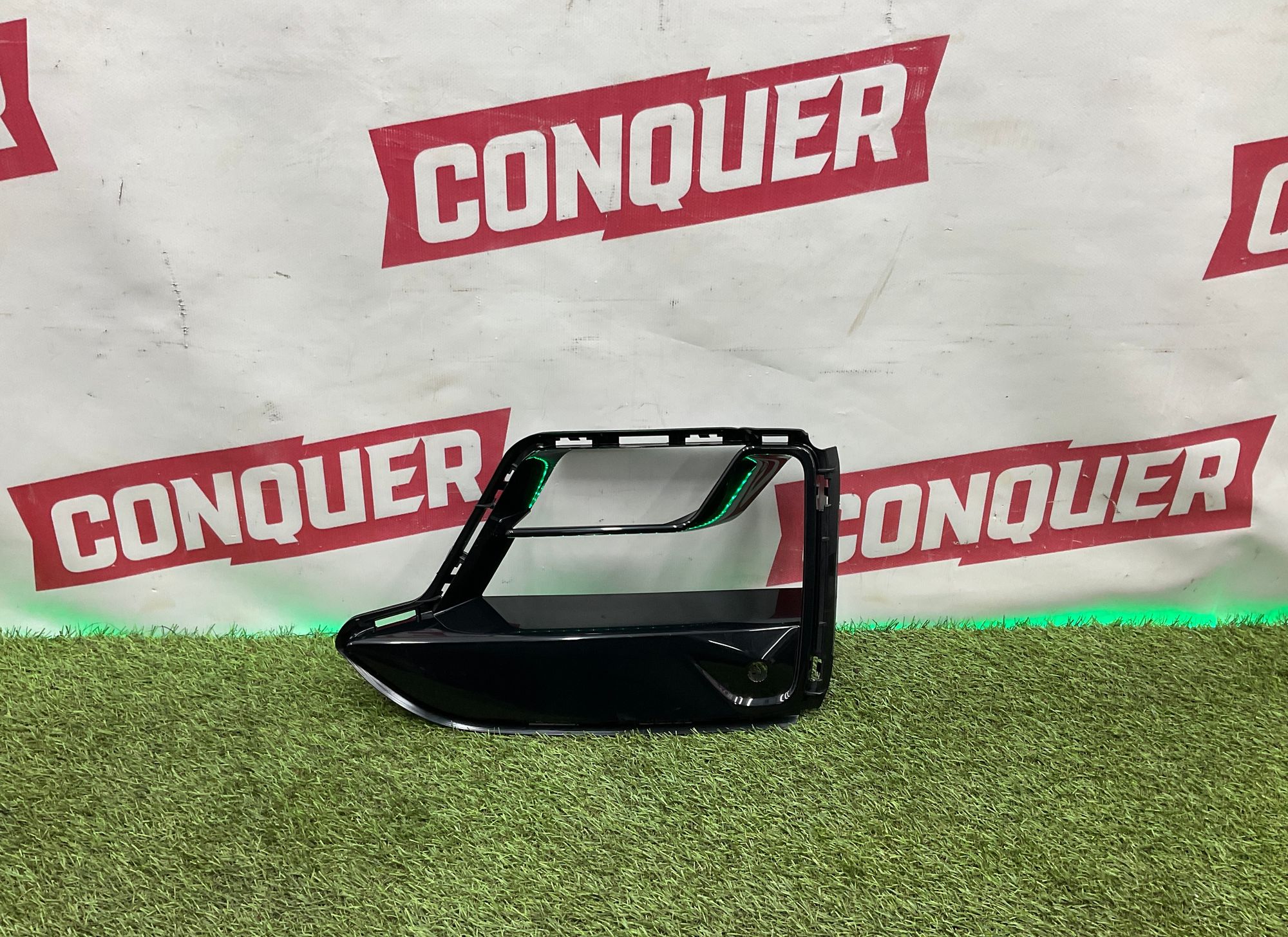 Решетка переднего бампера правая BMW M5 F90, 7500 рублей, Москва