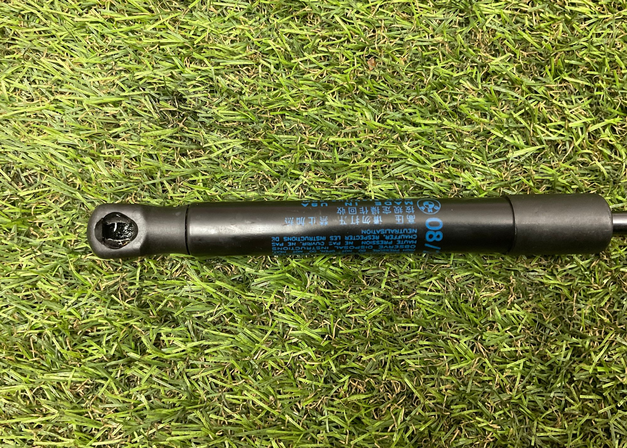 https://ycs.partsauto.market/partsauto-images/thmbs/userImages/h353NjtZg3VDP19b5HMt7LlpbQ93/part/032ea0d1-779e-4a6f-b0a6-b59d4cca9fdd_1749038991469.jpg
