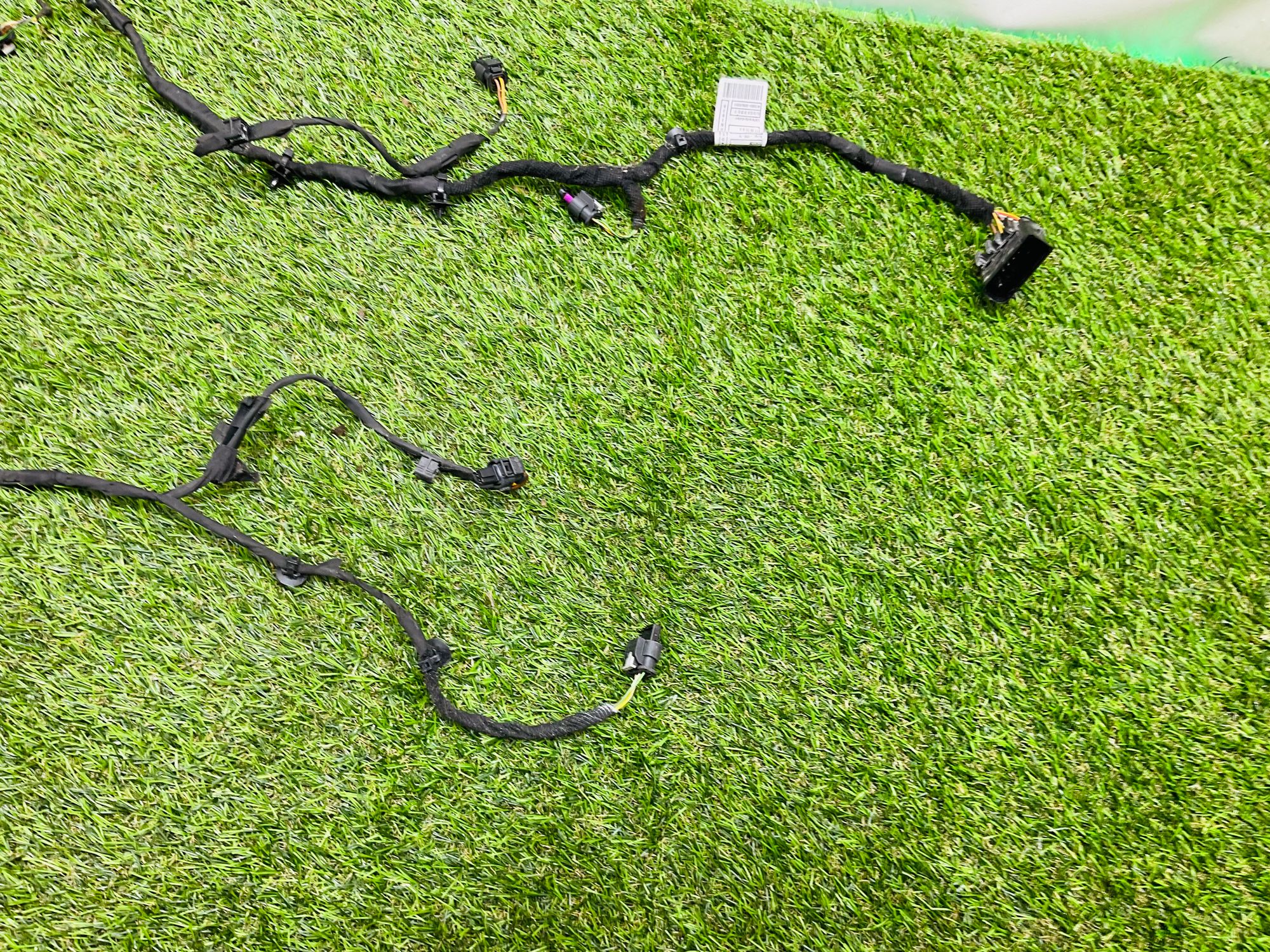 https://ycs.partsauto.market/partsauto-images/thmbs/userImages/h353NjtZg3VDP19b5HMt7LlpbQ93/part/038f21f1-388d-4c42-8f4a-deb130425822_1781256195794.jpg
