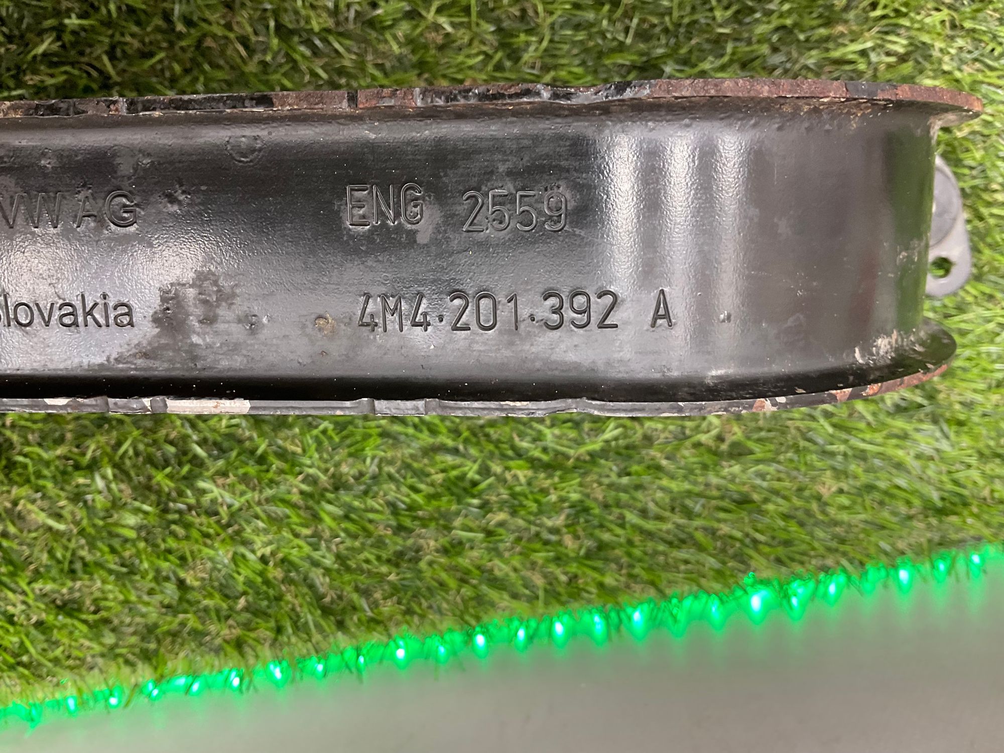 https://ycs.partsauto.market/partsauto-images/thmbs/userImages/h353NjtZg3VDP19b5HMt7LlpbQ93/part/038f7c41-2069-4cd2-9e3c-91a136c5db5e_1786792943552.jpg