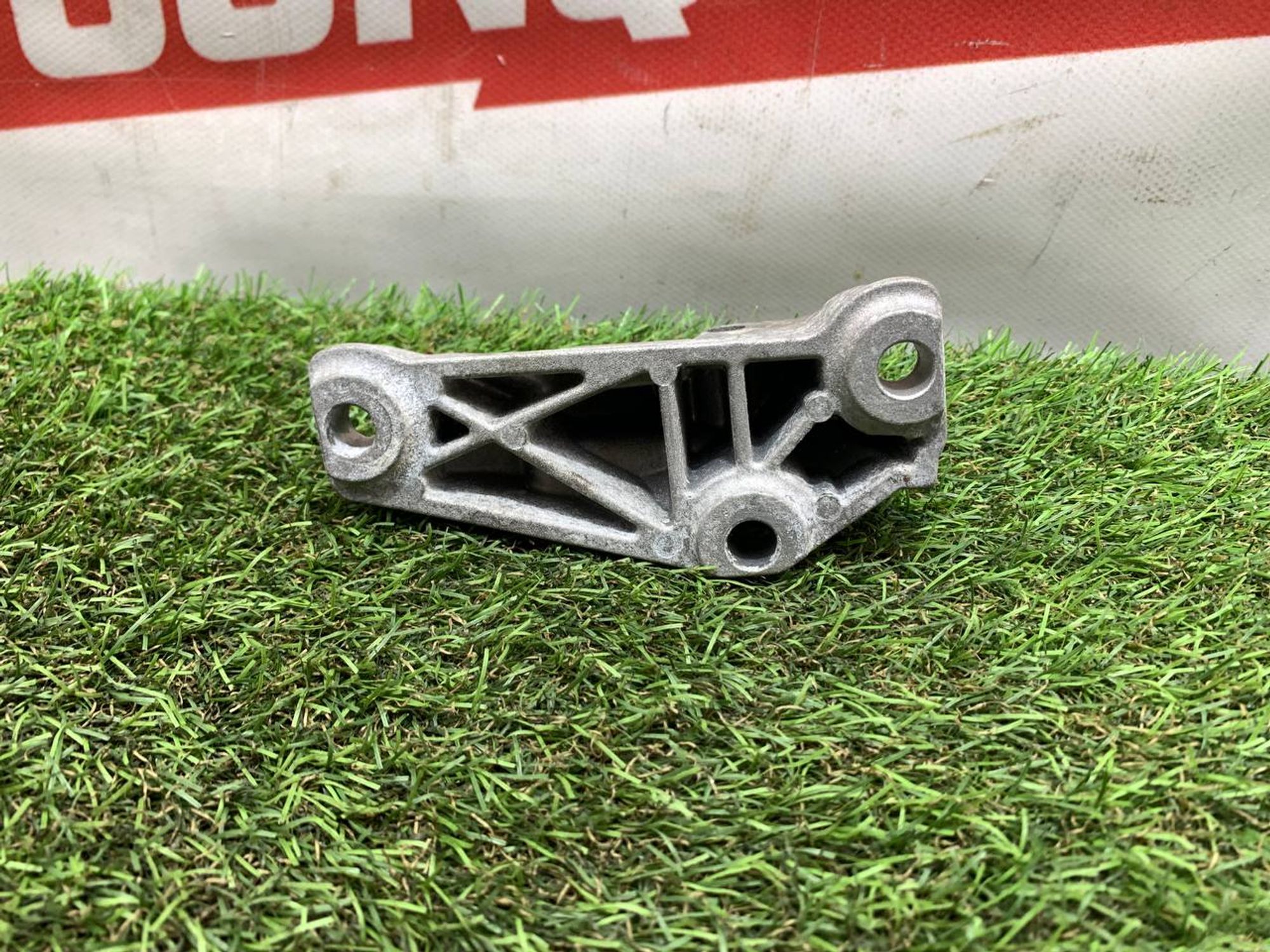 Кронштейн ТНВД N57 BMW 3 E90 5 F10 7 F01 X5 E70, 1000 рублей, Москва