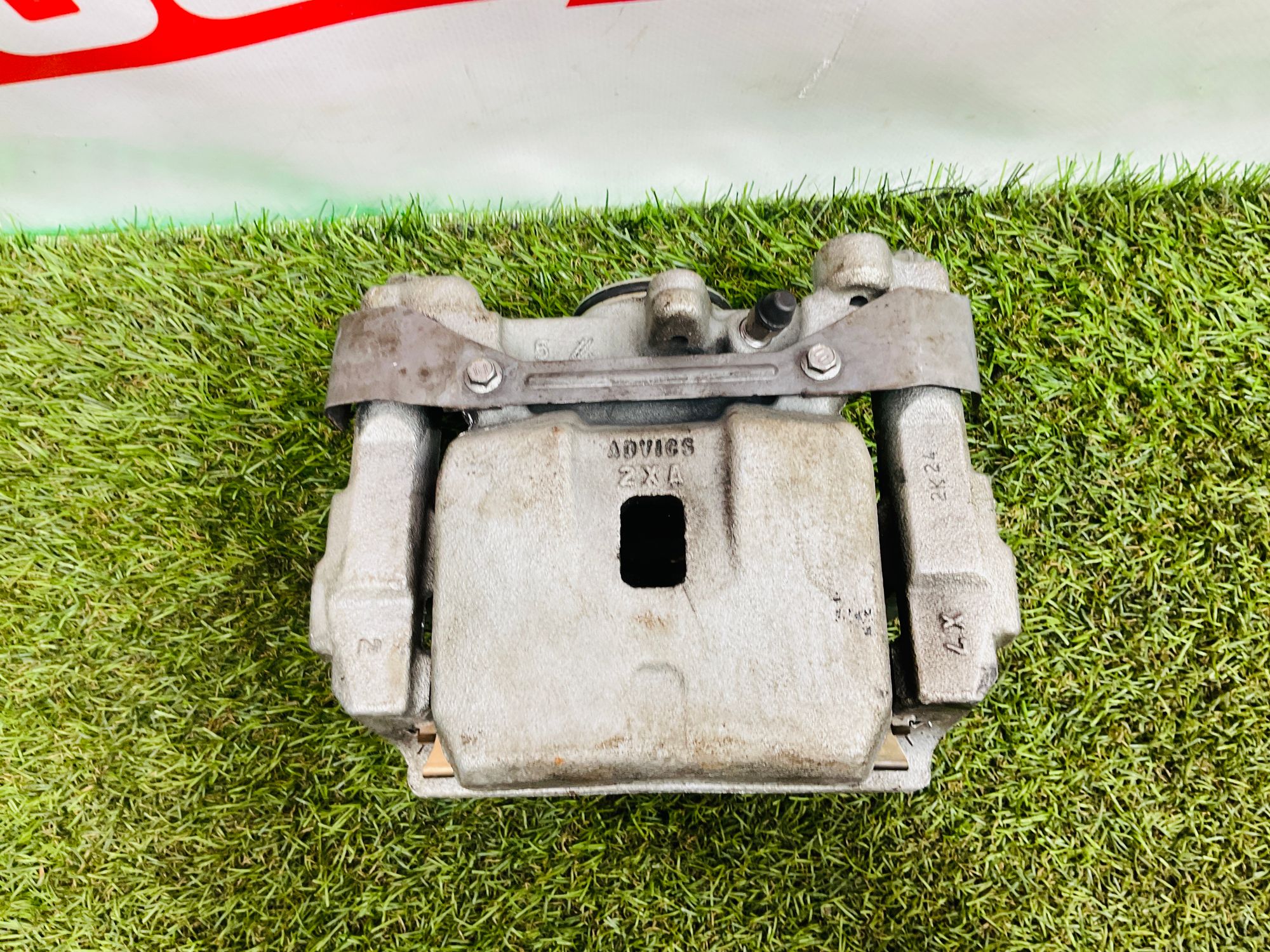 https://ycs.partsauto.market/partsauto-images/thmbs/userImages/h353NjtZg3VDP19b5HMt7LlpbQ93/part/042686bd-ff96-47ac-ab0f-a273eed42912_1779955500797.jpg