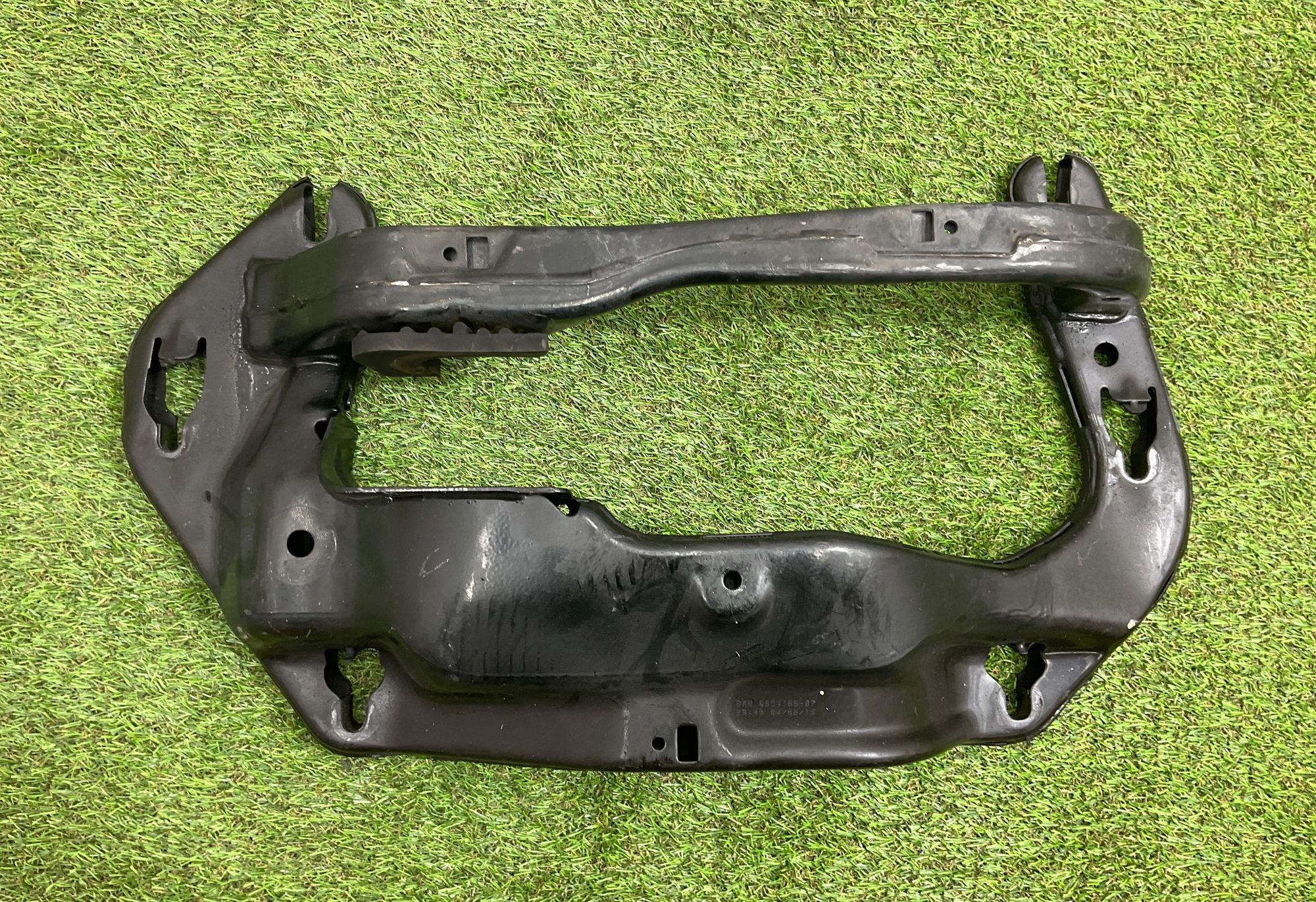https://ycs.partsauto.market/partsauto-images/thmbs/userImages/h353NjtZg3VDP19b5HMt7LlpbQ93/part/043ba020-10e9-47fa-99f9-9bc2f91951ce_1746707677693.jpg