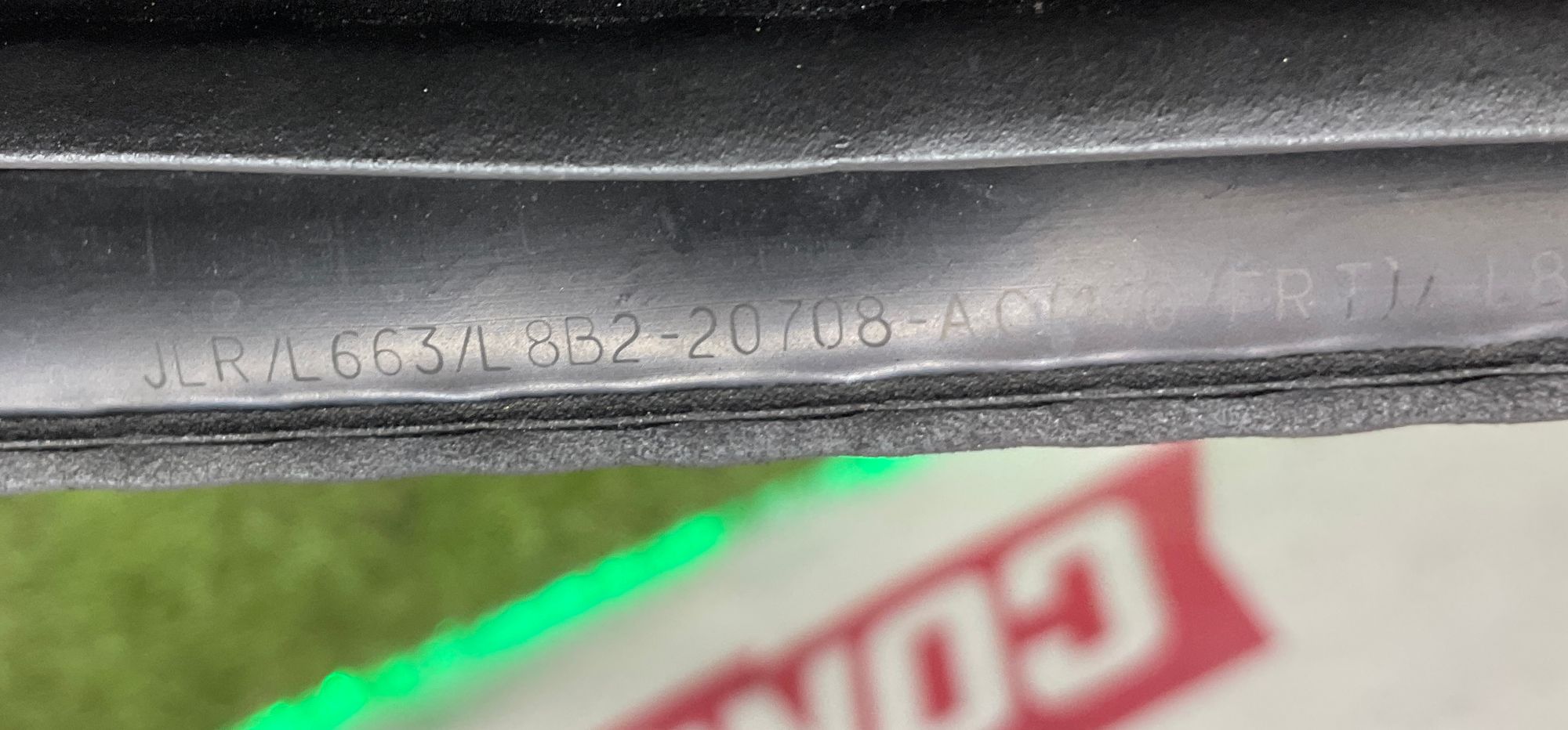 Уплотнитель двери передней Land Rover Defender II L663 2022, 8500 рублей, Москва