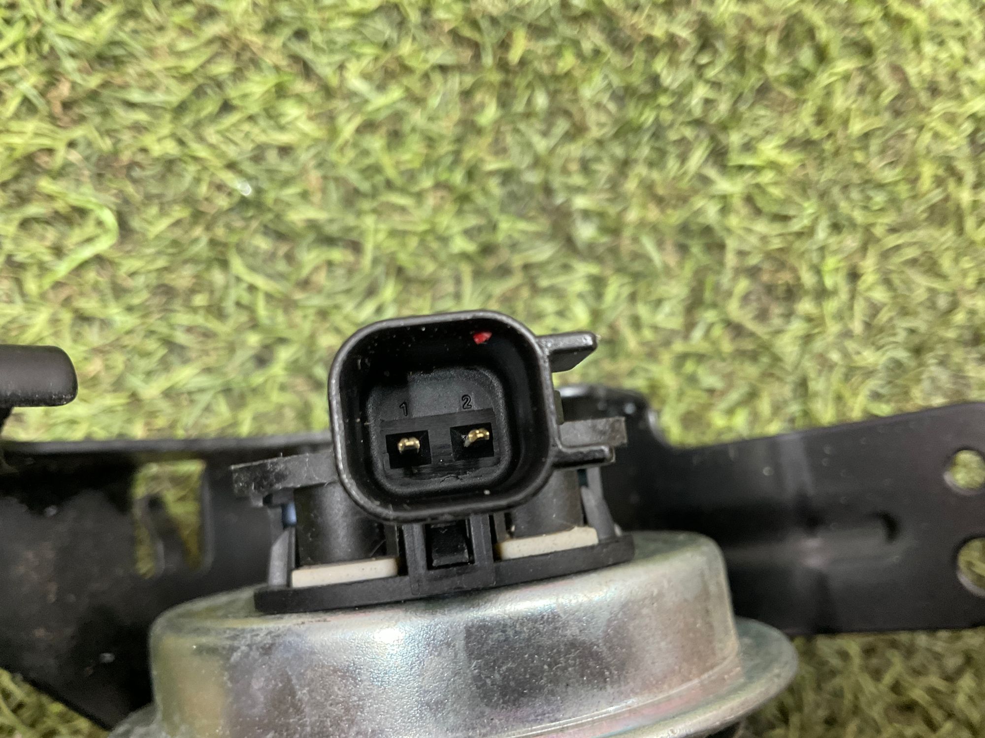 Звуковой сигнал Land Rover Defender II L663 2022, 1000 рублей, Москва