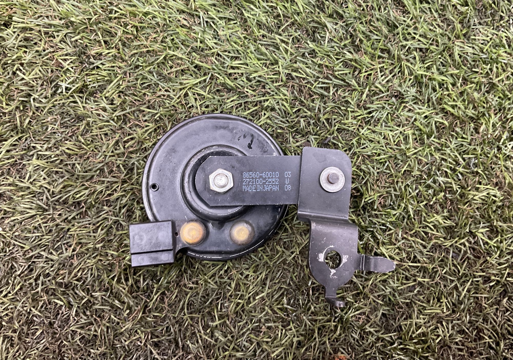 Сирена сигнализации Toyota Land Cruiser 200 рестайлинг 2 (2015—2023) 2021, 1000 рублей, Москва