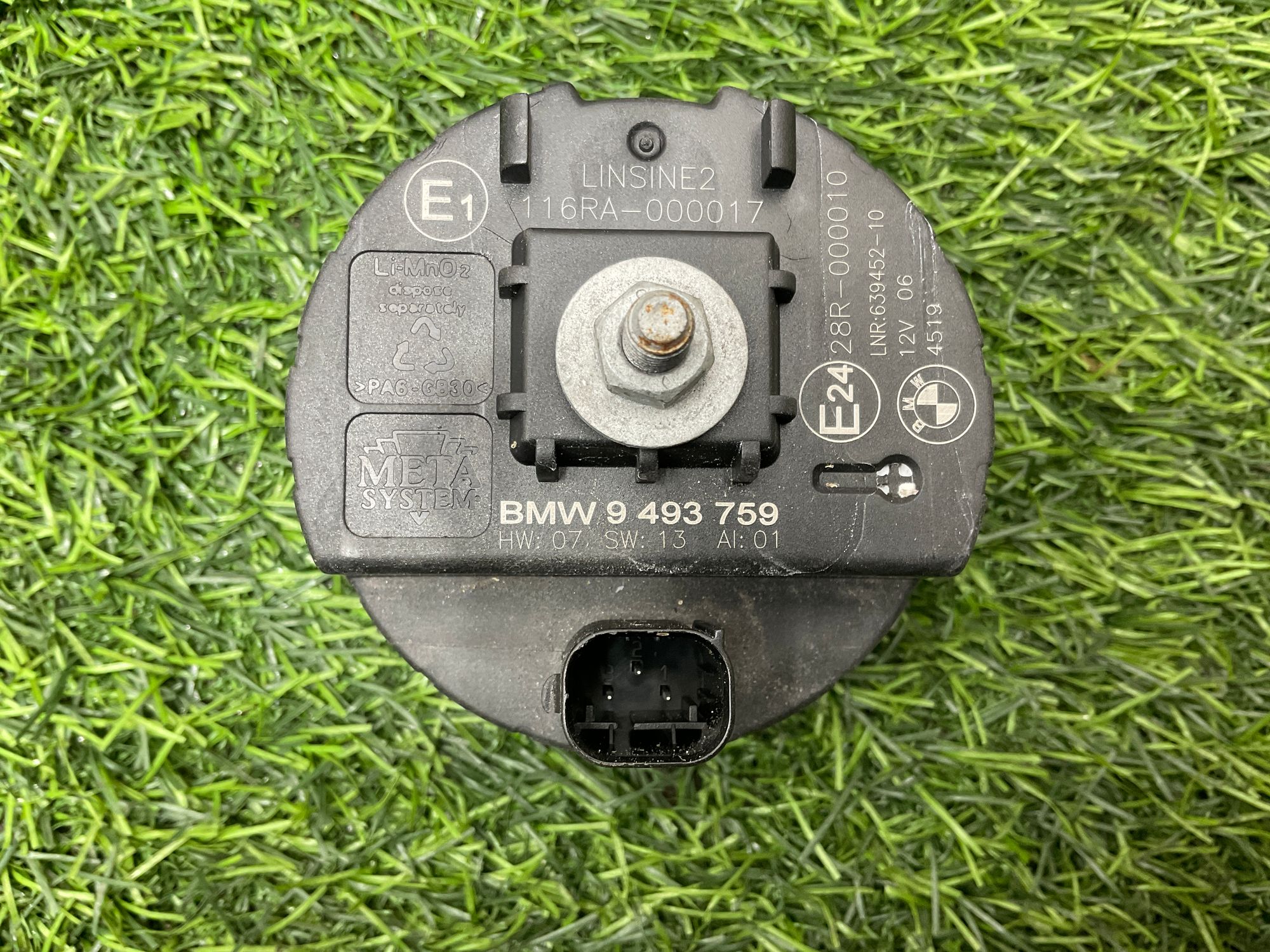 https://ycs.partsauto.market/partsauto-images/thmbs/userImages/h353NjtZg3VDP19b5HMt7LlpbQ93/part/054bf575-7aa1-4b8c-93dc-ec48ea6ab5cc_1736243943987.jpg