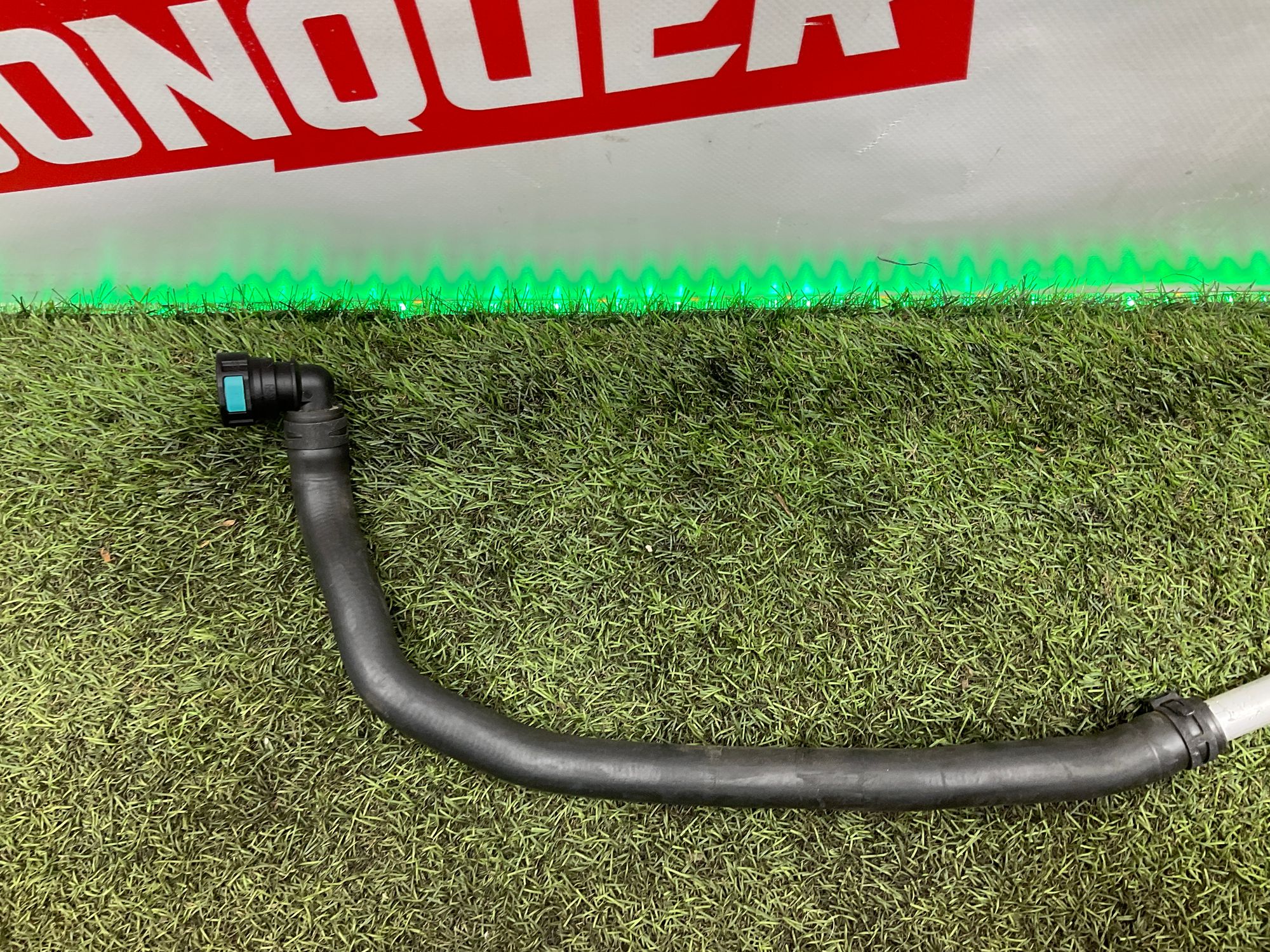 Патрубок отопителя Land Rover Defender II L663 2022, 8000 рублей, Москва