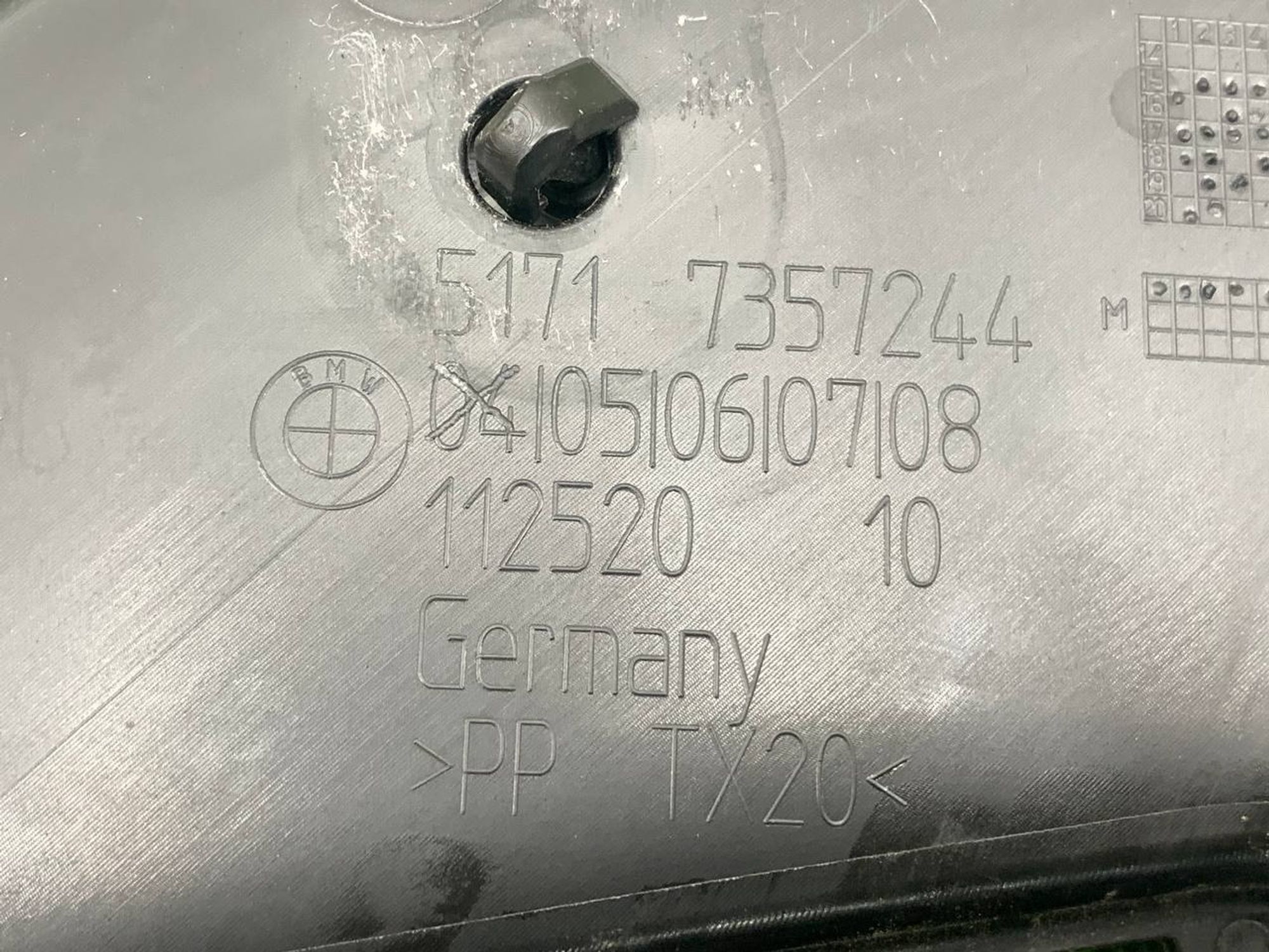 https://ycs.partsauto.market/partsauto-images/thmbs/userImages/h353NjtZg3VDP19b5HMt7LlpbQ93/part/060eef14-50fe-4097-bf54-d40e2207eebf_1733410089138.jpg