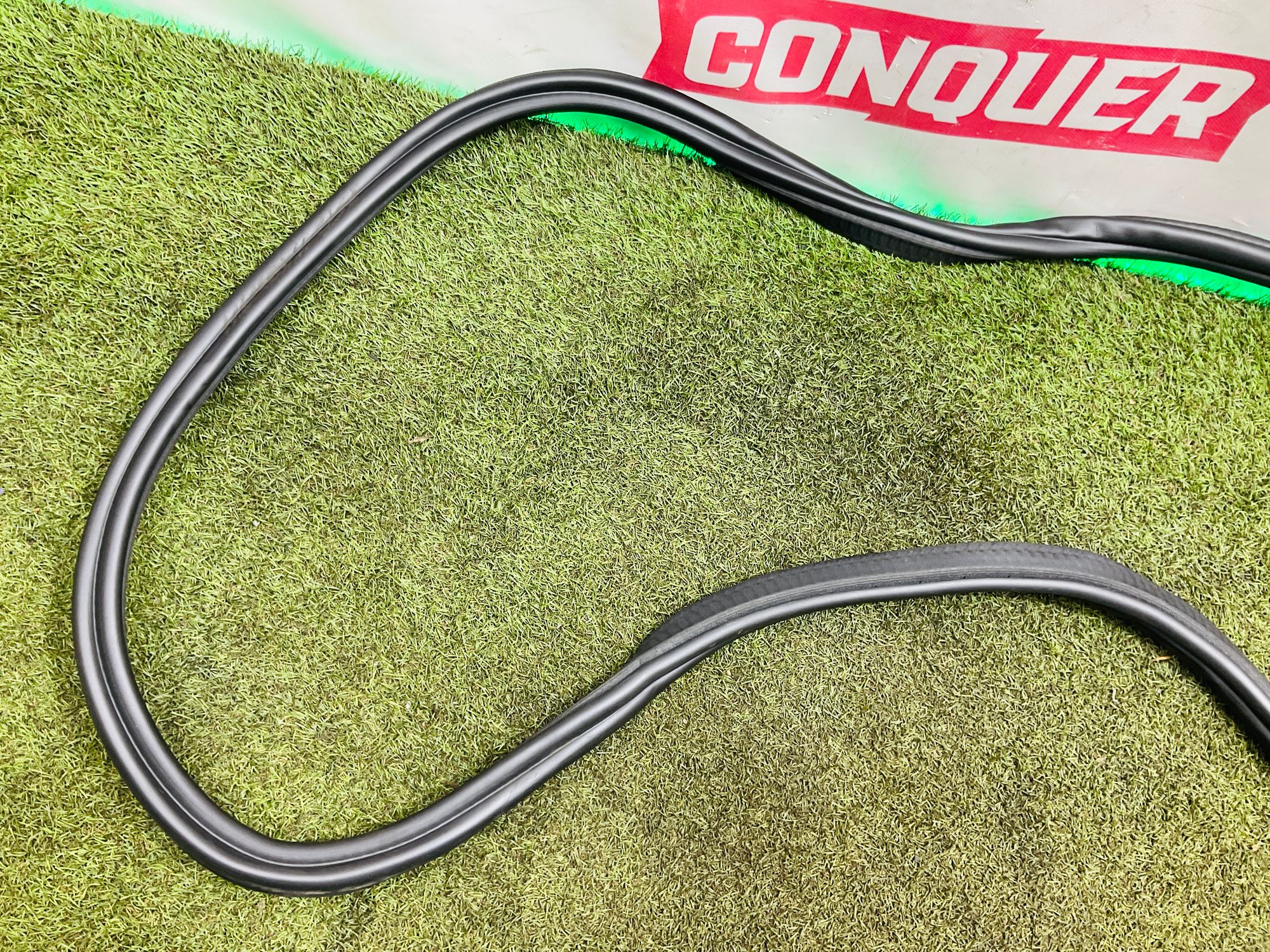 Уплотнитель двери передней Land Rover Defender II L663 2022, 8500 рублей, Москва