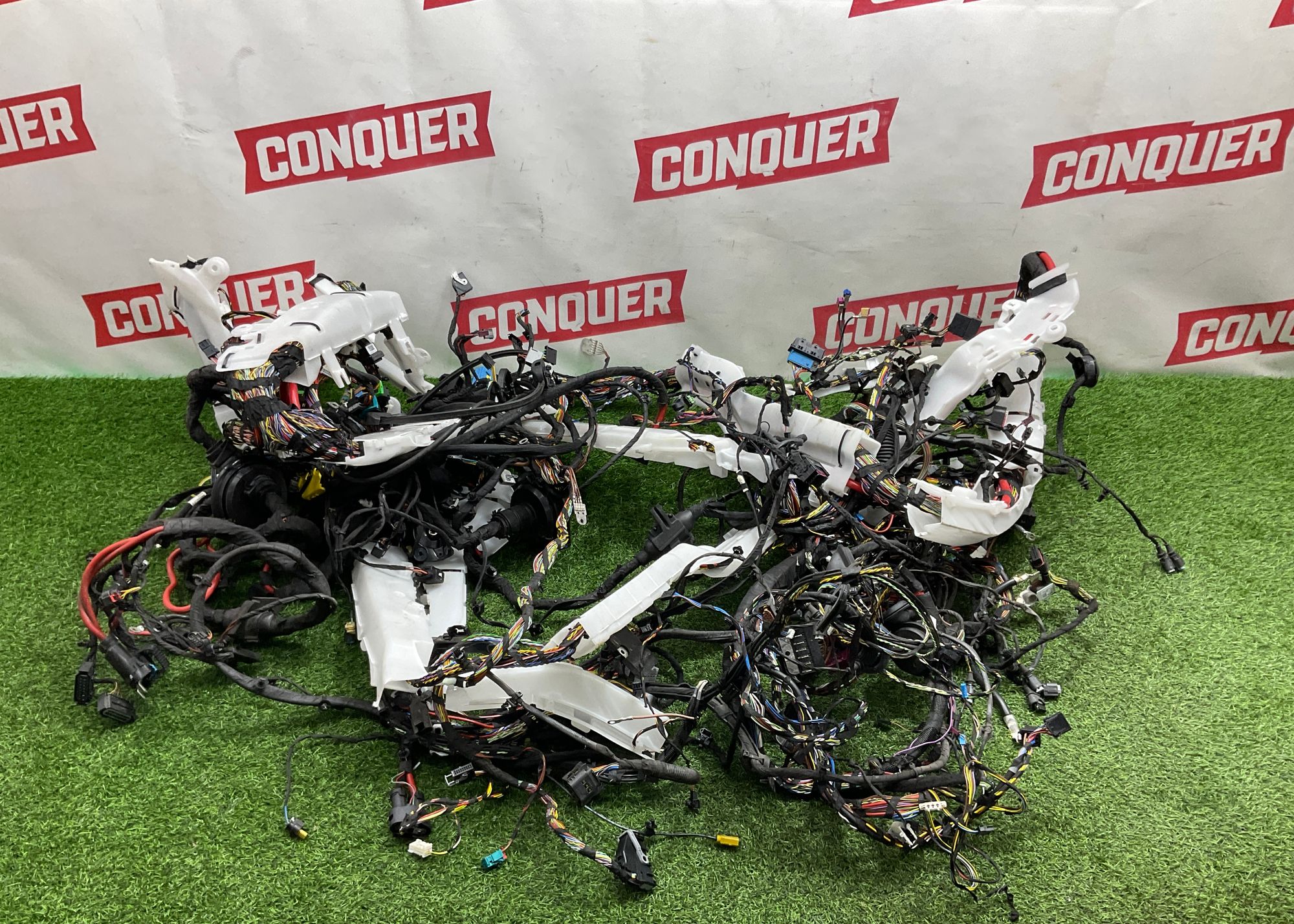 https://ycs.partsauto.market/partsauto-images/thmbs/userImages/h353NjtZg3VDP19b5HMt7LlpbQ93/part/066e90d4-b00b-437b-afd3-eadda3d80a0f_1735116651228.jpg