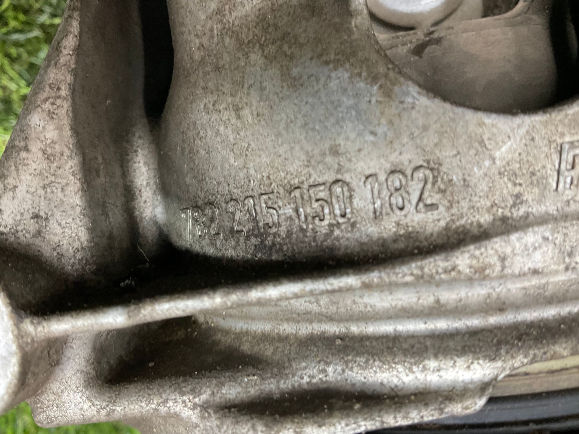 https://ycs.partsauto.market/partsauto-images/thmbs/userImages/h353NjtZg3VDP19b5HMt7LlpbQ93/part/068588c9-fcae-4c72-b3c6-ca266f76de62_1786792794553.jpg