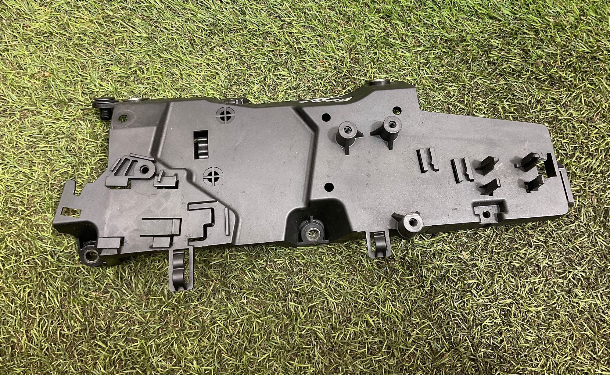 Кронштейн датчика BMW 5 серия, F10/F11/F07, 1000 рублей, Москва