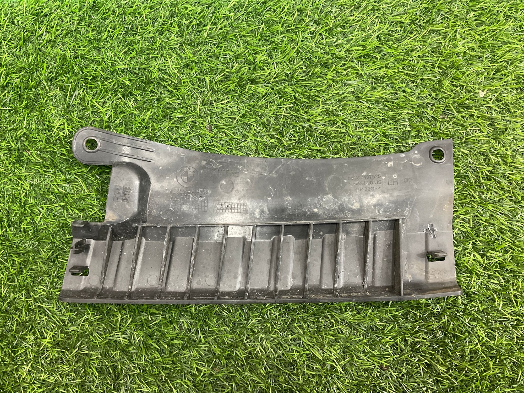 https://ycs.partsauto.market/partsauto-images/thmbs/userImages/h353NjtZg3VDP19b5HMt7LlpbQ93/part/07c06dac-86ad-4804-bb3a-b5d4fe327768_1742310671872.jpg