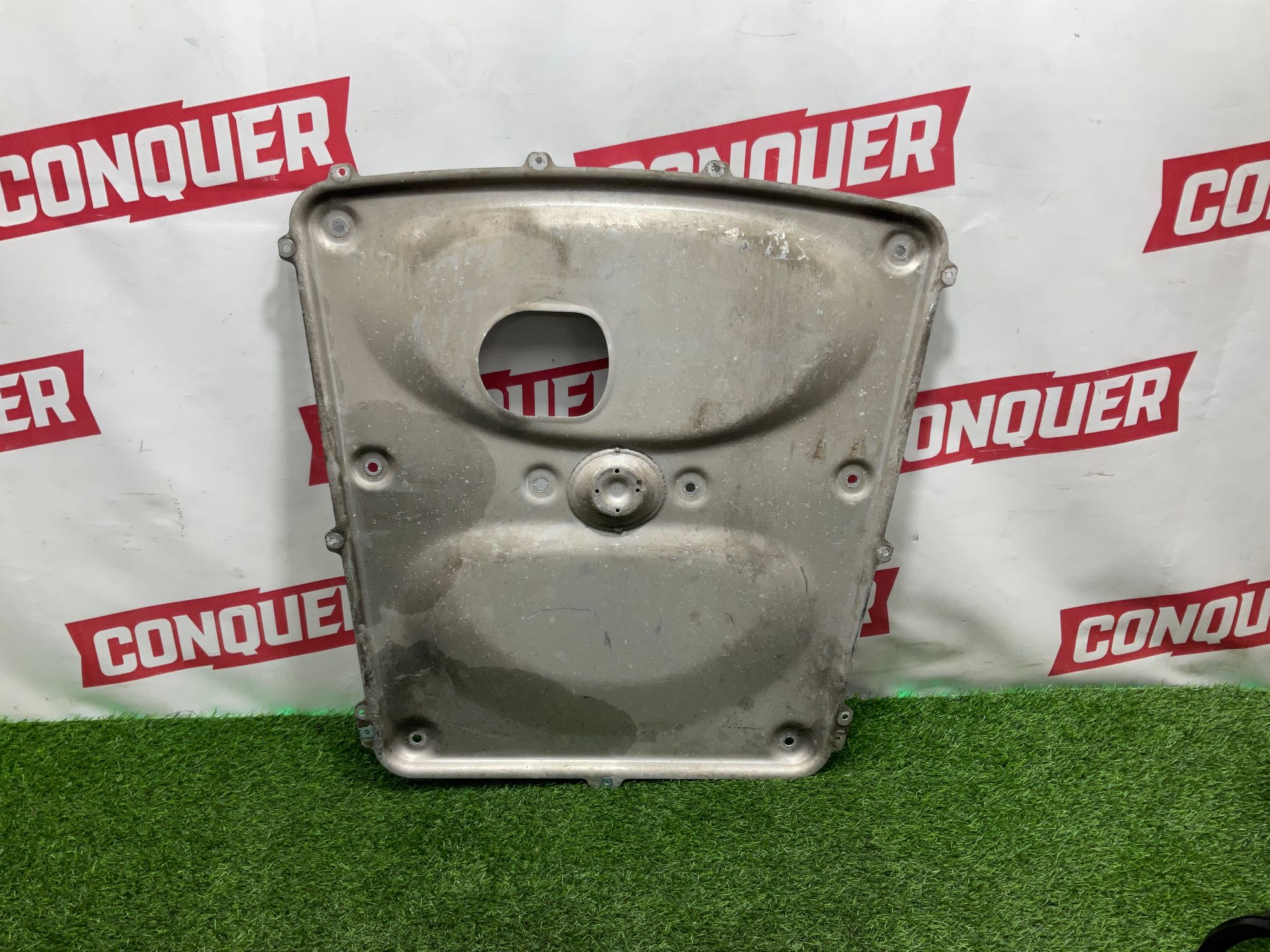 https://ycs.partsauto.market/partsauto-images/thmbs/userImages/h353NjtZg3VDP19b5HMt7LlpbQ93/part/07c2b51b-501c-4597-aa07-4c7d97b68040_1734339442602.jpg