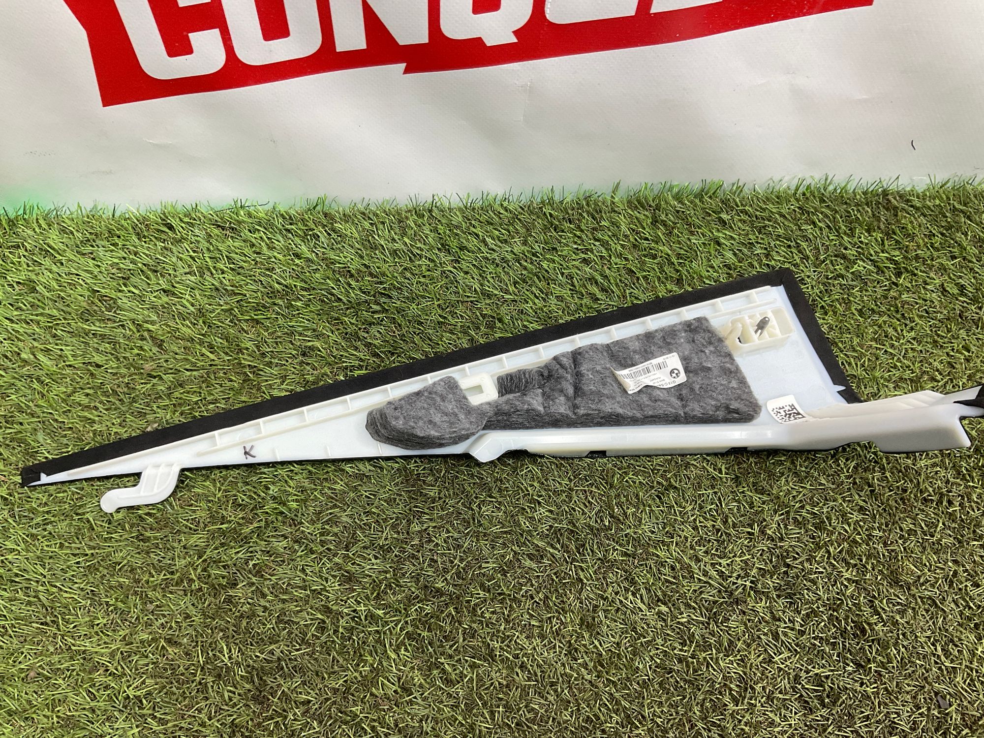 Обшивка задней стойки правая BMW M8 F92 2019, 3000 рублей, Москва