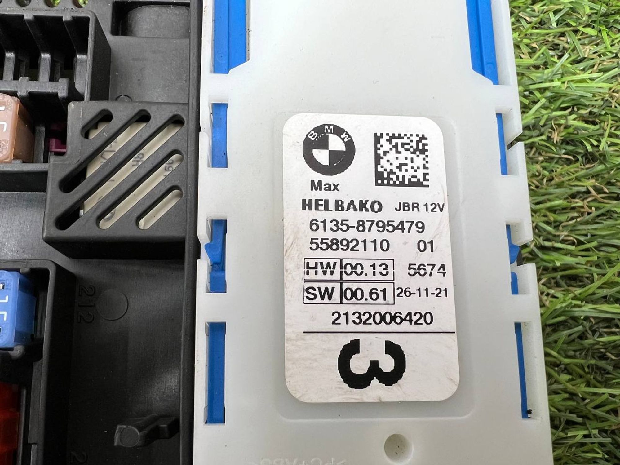 https://ycs.partsauto.market/partsauto-images/thmbs/userImages/h353NjtZg3VDP19b5HMt7LlpbQ93/part/07eb1201-606d-4b99-86c3-e6dbca3e4b48_1711698621765.jpg