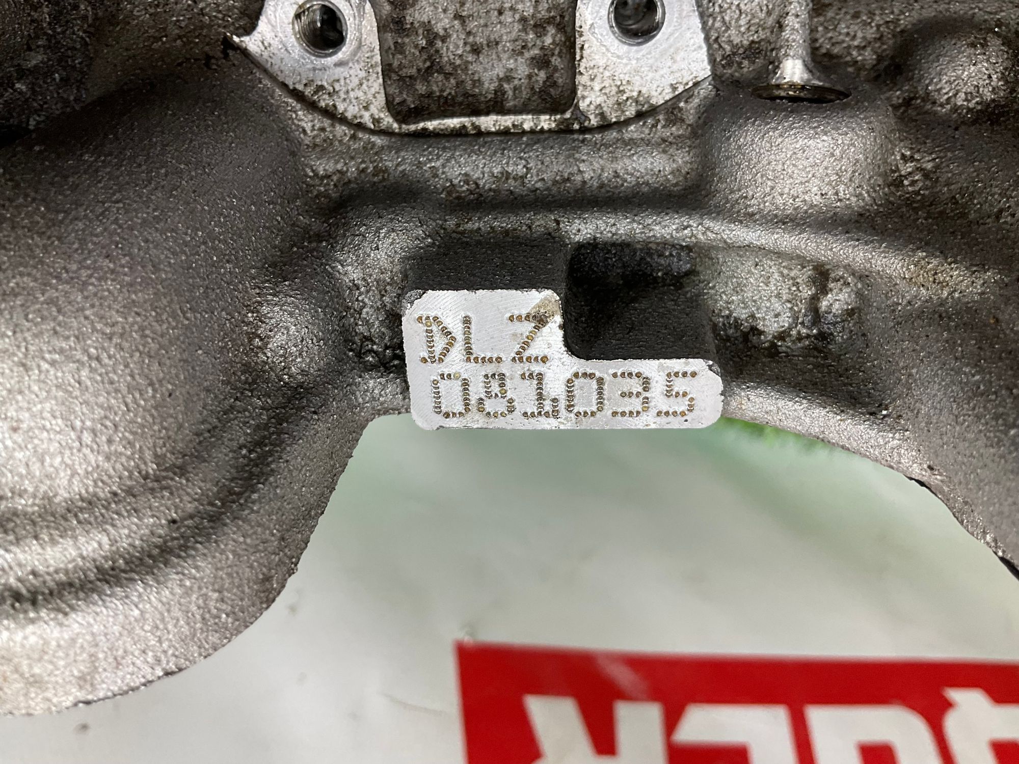 https://ycs.partsauto.market/partsauto-images/thmbs/userImages/h353NjtZg3VDP19b5HMt7LlpbQ93/part/080c01b9-0974-4492-8bbf-39247e265aac_1783089031572.jpg