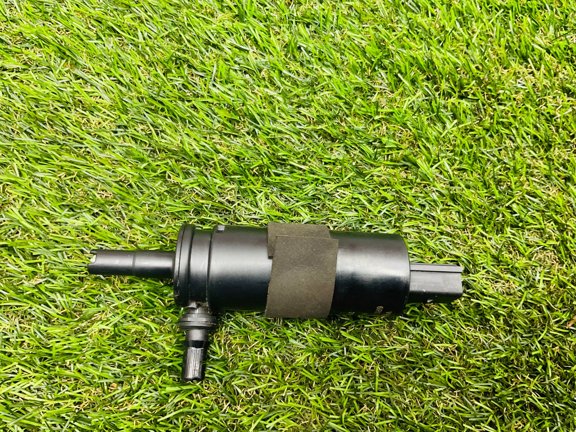 https://ycs.partsauto.market/partsauto-images/thmbs/userImages/h353NjtZg3VDP19b5HMt7LlpbQ93/part/082dc404-e7e0-474d-b4be-69938a324545_1785852163025.jpg