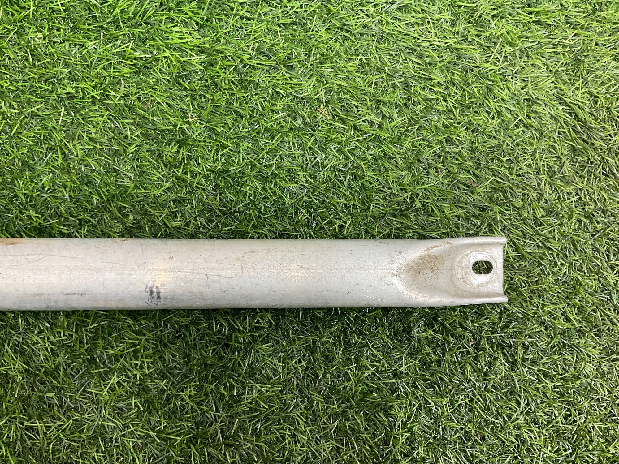 https://ycs.partsauto.market/partsauto-images/thmbs/userImages/h353NjtZg3VDP19b5HMt7LlpbQ93/part/089de464-aa39-4431-b8be-24b7f398058f_1742374577719.jpg