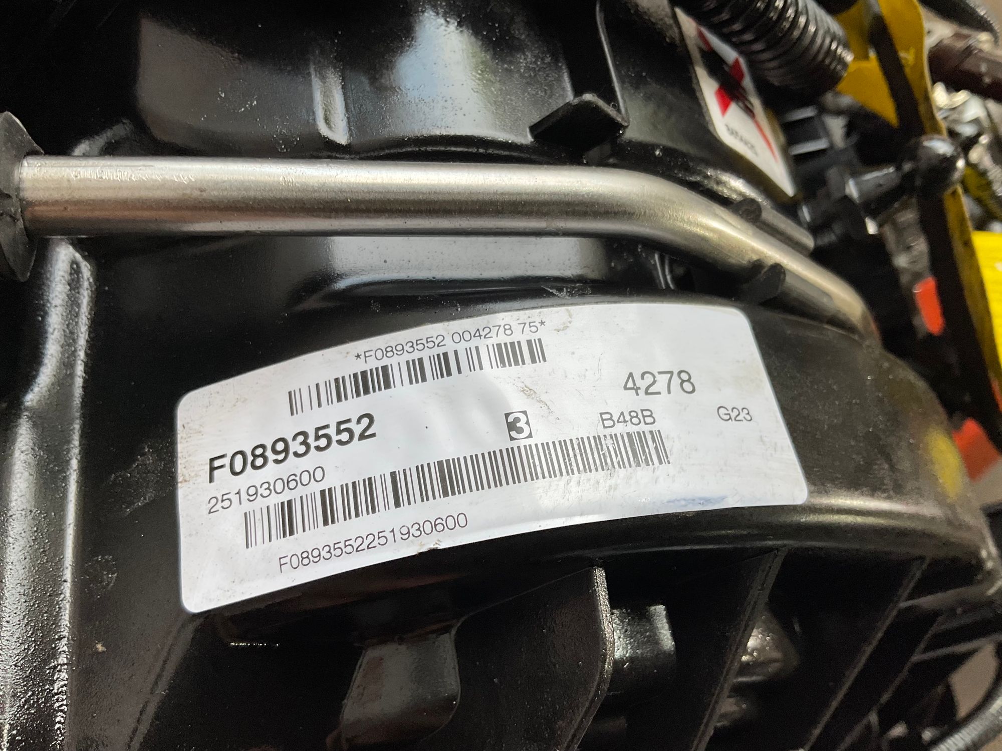 https://ycs.partsauto.market/partsauto-images/thmbs/userImages/h353NjtZg3VDP19b5HMt7LlpbQ93/part/08b65a6d-22f0-44e6-b380-32bff58e6c00_1781190694189.jpg