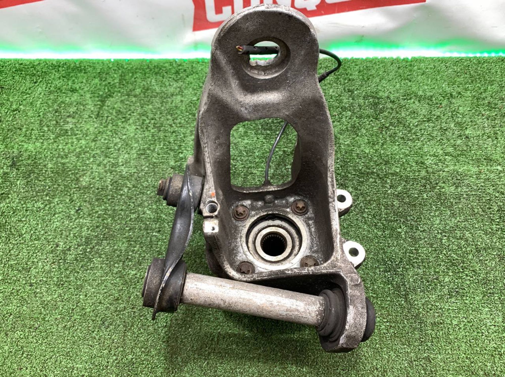 Кулак задний правый BMW F85 F86 F15 F16, 4000 рублей, Москва