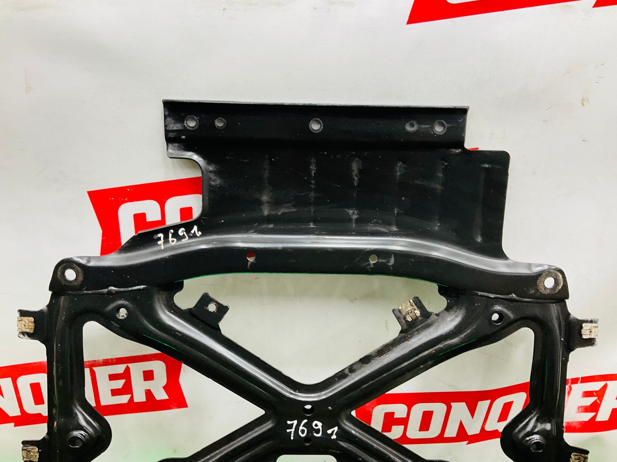 https://ycs.partsauto.market/partsauto-images/thmbs/userImages/h353NjtZg3VDP19b5HMt7LlpbQ93/part/0932b4c4-8f46-457e-95f3-c13e58479eda_1784978626868.jpg