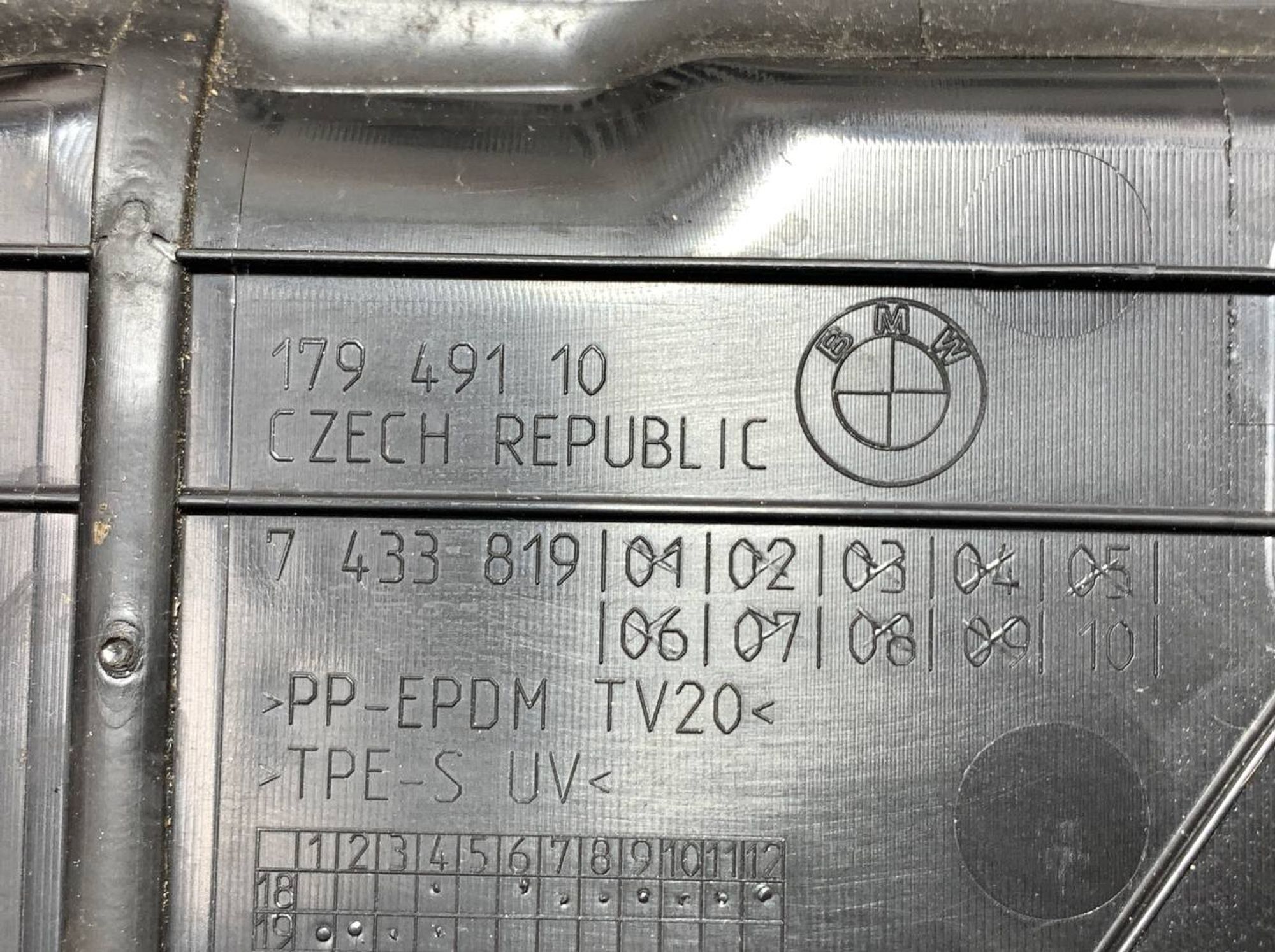 https://ycs.partsauto.market/partsauto-images/thmbs/userImages/h353NjtZg3VDP19b5HMt7LlpbQ93/part/096d909e-1b00-4c70-9488-f6c986f9cefa_1719910430217.jpg